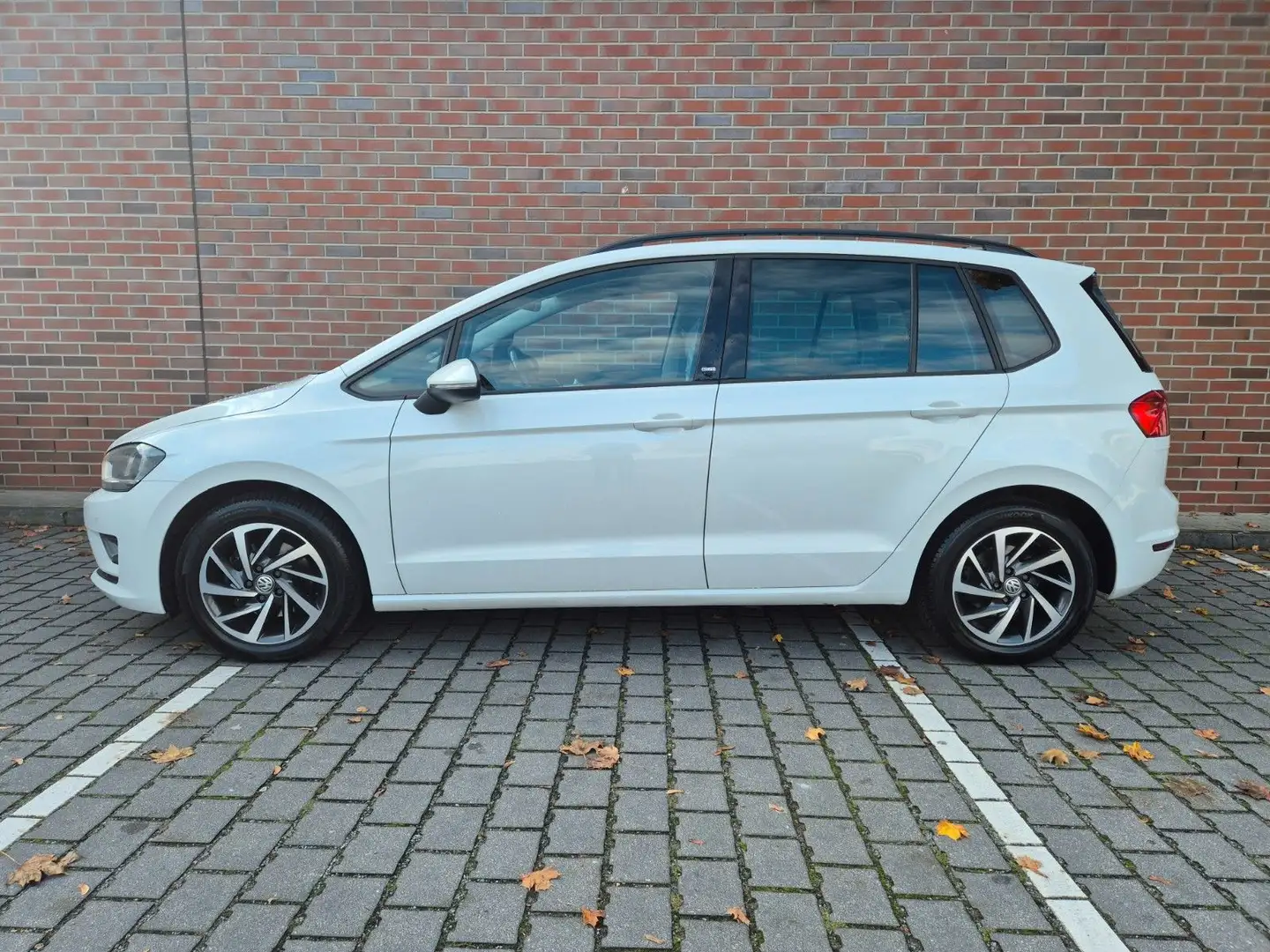 Volkswagen Golf Sportsvan Golf Golf Sportsvan VII Sound, AUTOMATIK, NAVI Weiß - 2