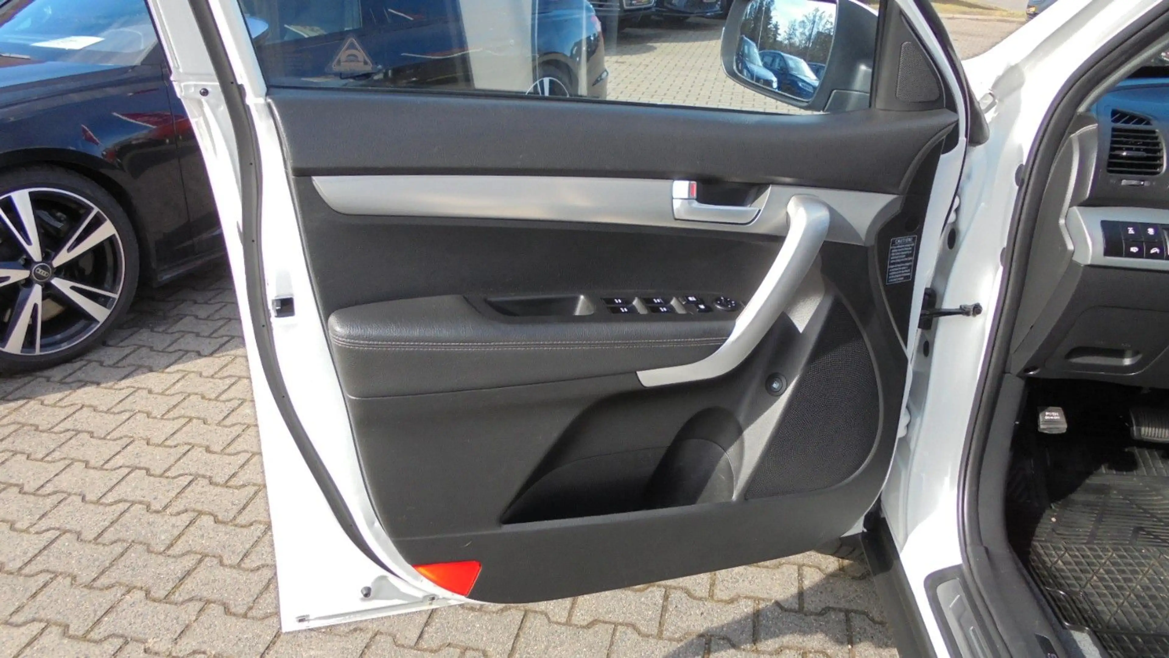 Kia Sorento 4WD,Automatik,RFK,Xenon,PDC,Klimaautomat — photo 5