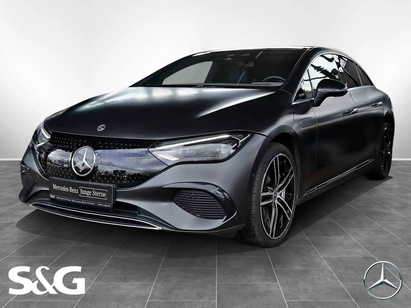 Mercedes-Benz EQE 350 360°+PANO+KEYLESS+DISTRO+MBUX+LED+21" Grau - 1
