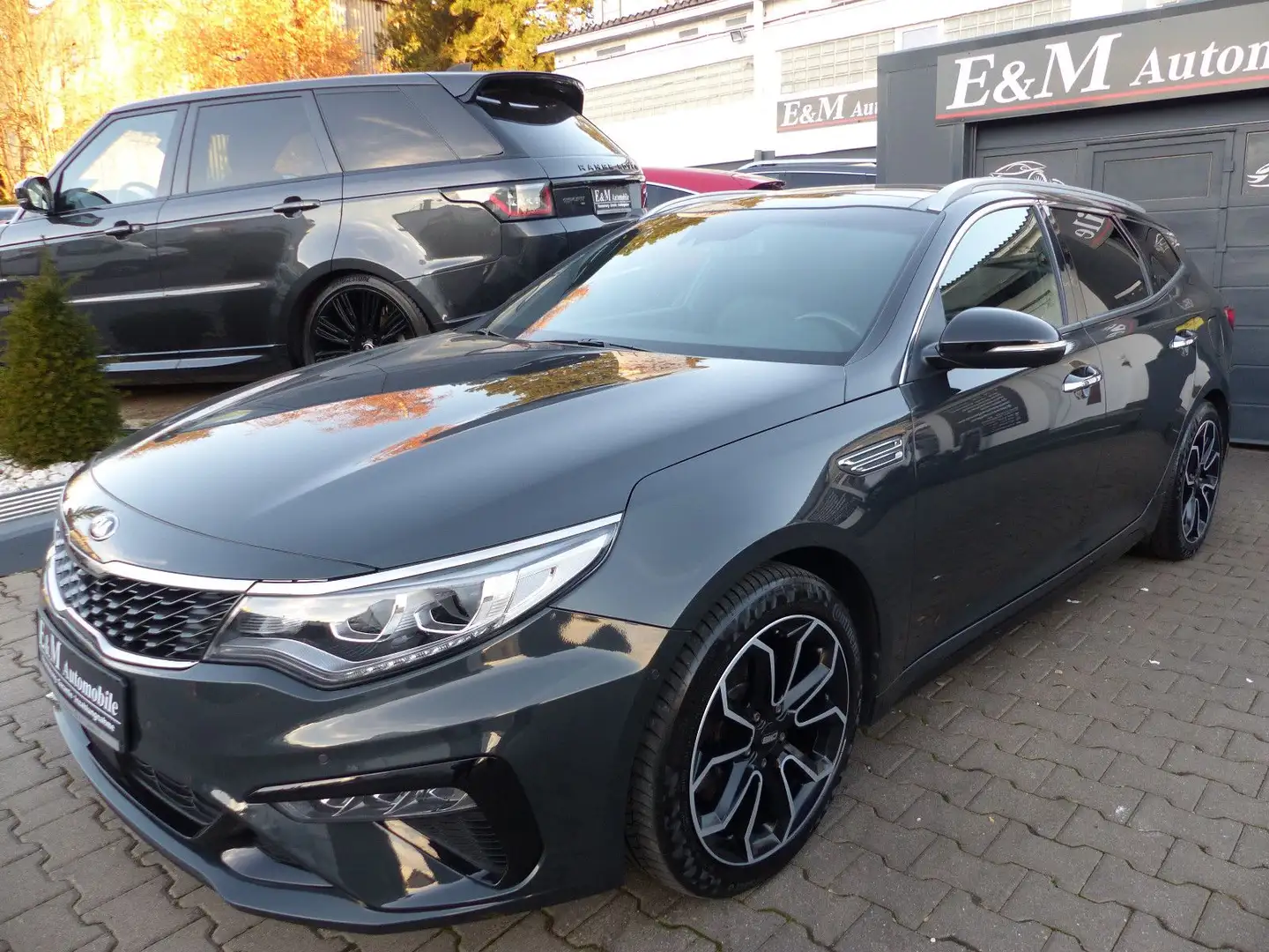 Kia Optima Sportswagon GT-Line Automatik*PANO*LEDER* Grijs - 1