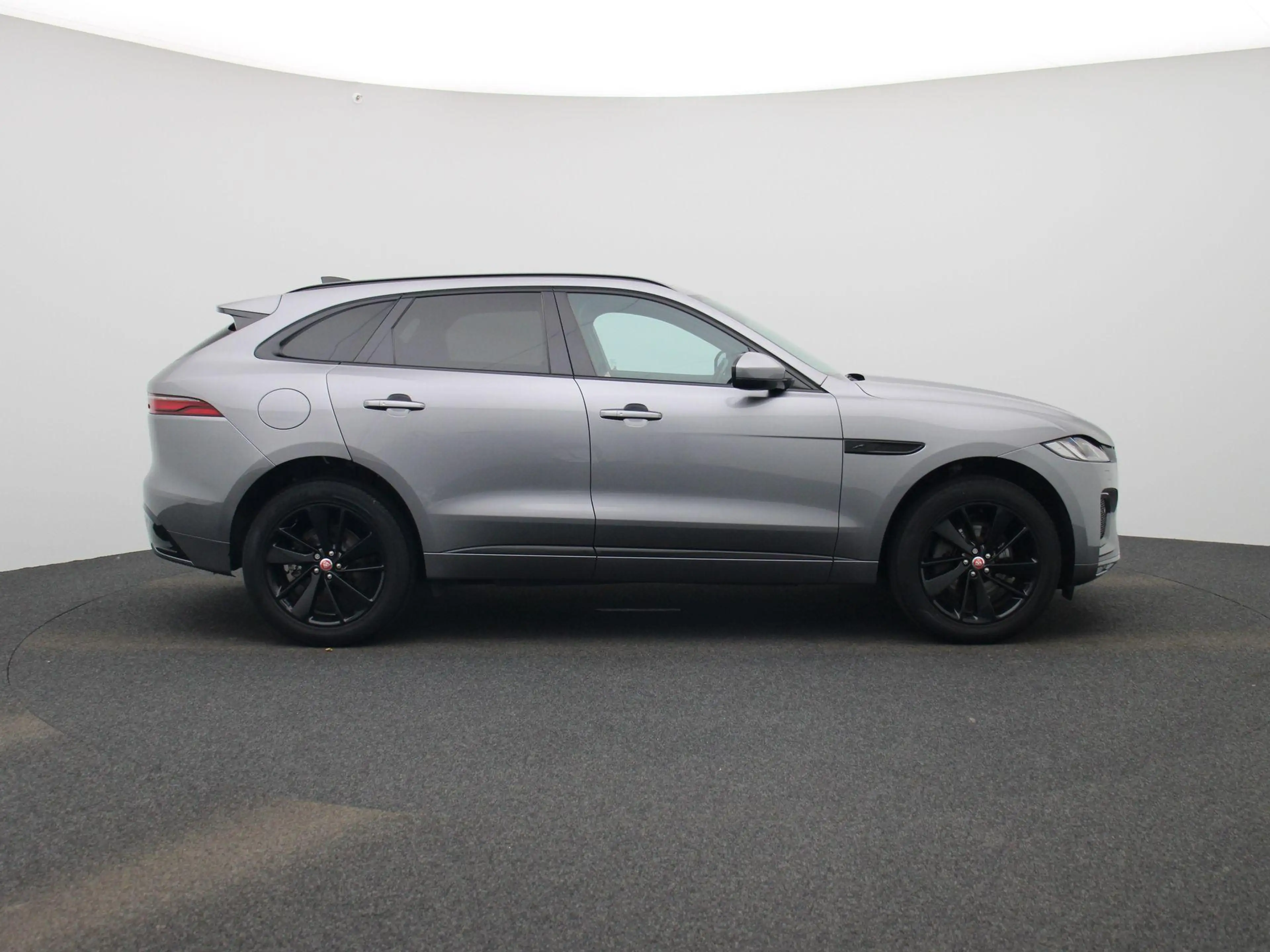 Jaguar F-Pace 2.0 P250 R-Dynamic SE | LEER | MERIDIAN AUDIO | CA — photo 6