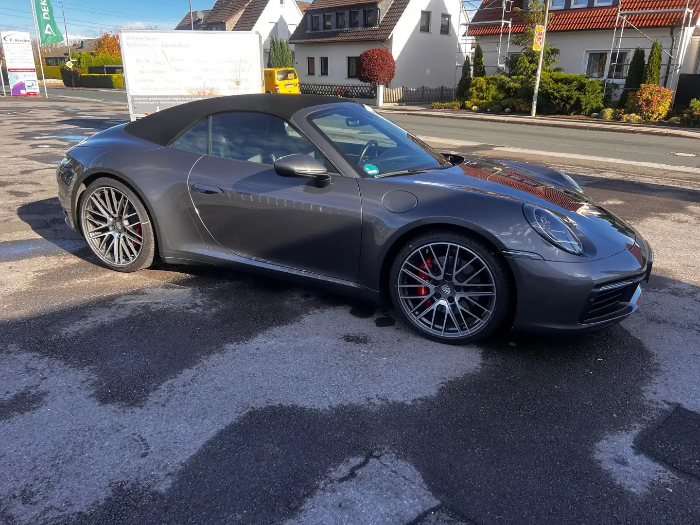 Porsche 992 Carrera Cabrio S Approved bis 11/26 Grau - 2