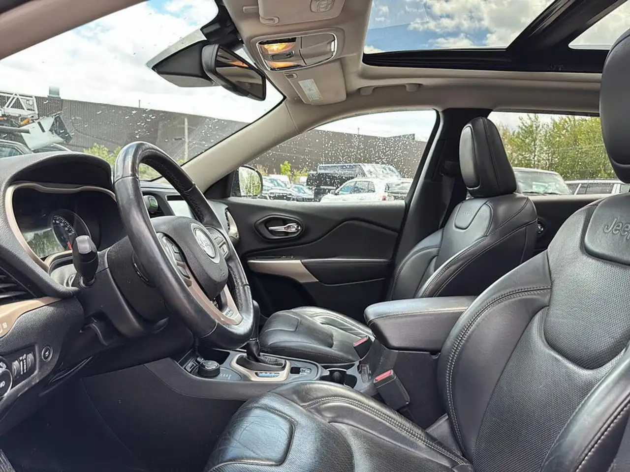 Jeep Cherokee fotografie Jeep Cherokee