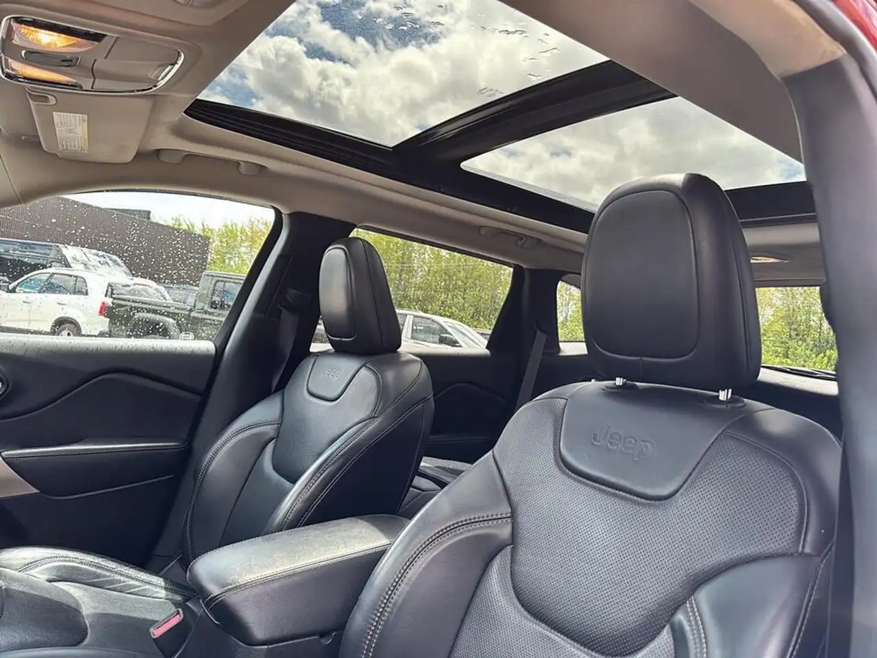 Jeep Cherokee fotografie Jeep Cherokee