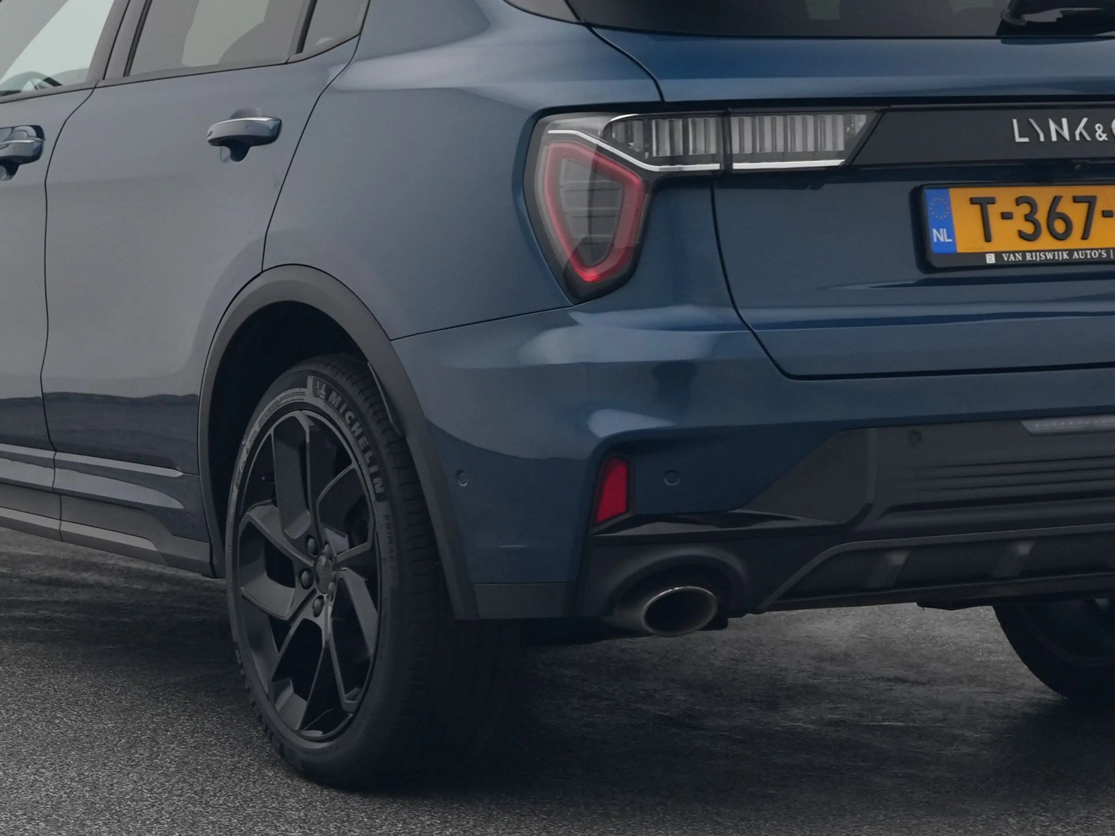 Lynk & Co 01 1.5 Plug-in Hybrid | 360° | BLACK | ZWARTE HEMEL | — photo 18