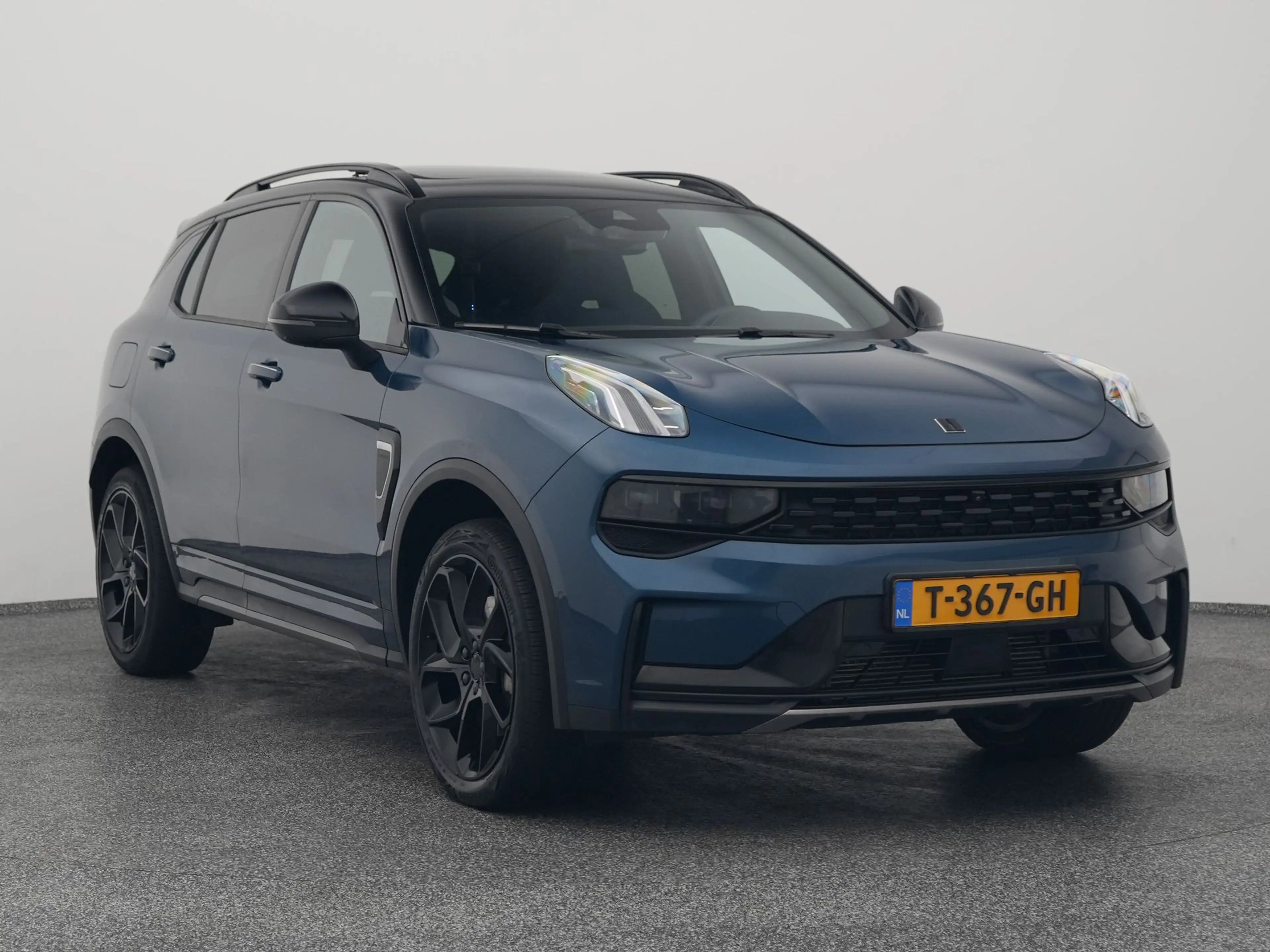 Lynk & Co 01 1.5 Plug-in Hybrid | 360° | BLACK | ZWARTE HEMEL | — photo 2