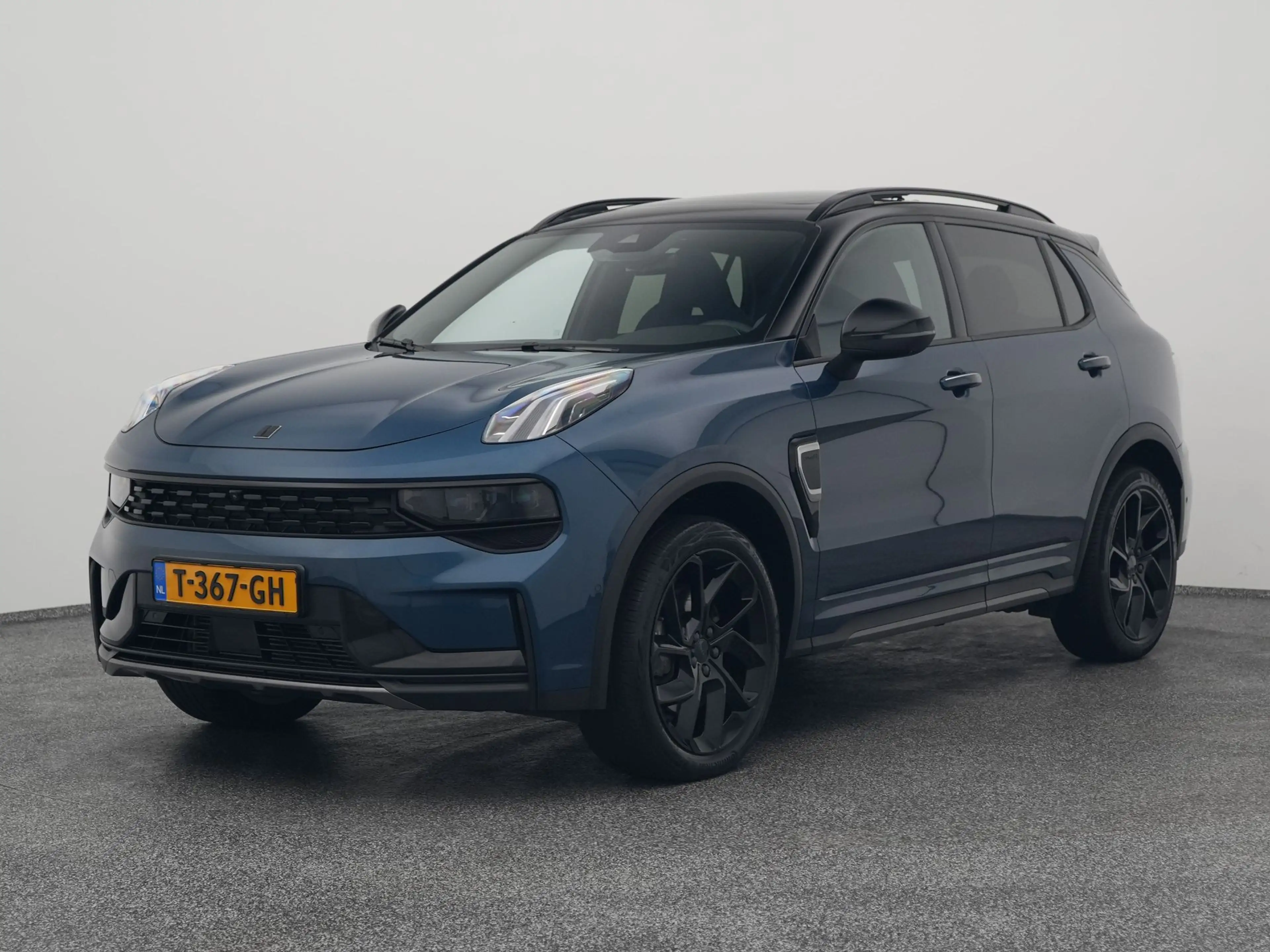 Lynk & Co 01 1.5 Plug-in Hybrid | 360° | BLACK | ZWARTE HEMEL |