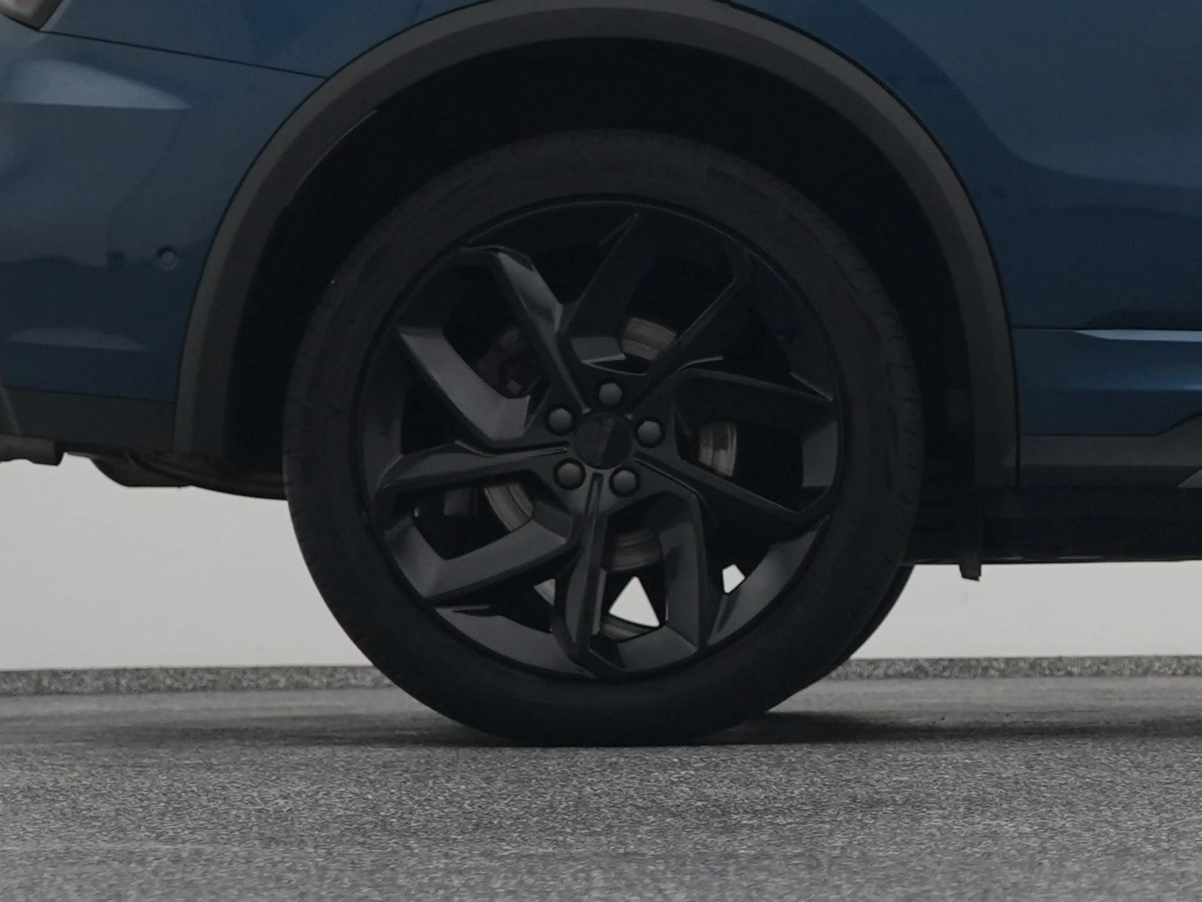 Lynk & Co 01 1.5 Plug-in Hybrid | 360° | BLACK | ZWARTE HEMEL | — photo 41