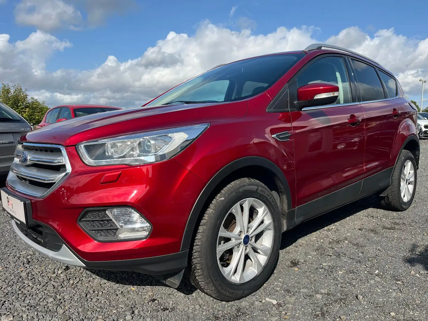 Ford Kuga Titanium*NAVI*KAMERA*PDC*LHZ*SHZ*KLIMAAUTO Rouge - 1