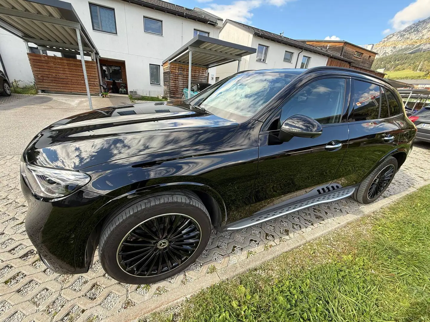 Mercedes-Benz GLC 400 GLC 400e PHEV 4MATIC Aut. Schwarz - 1