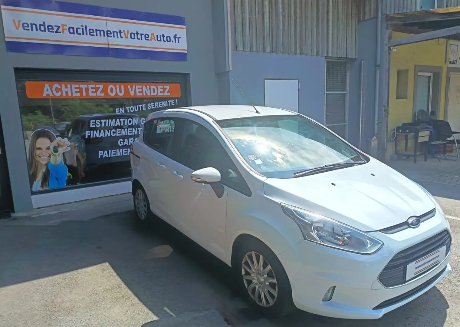Ford B-Max 1.4L, 90ch, Trend et Ethanol Fehér - 2
