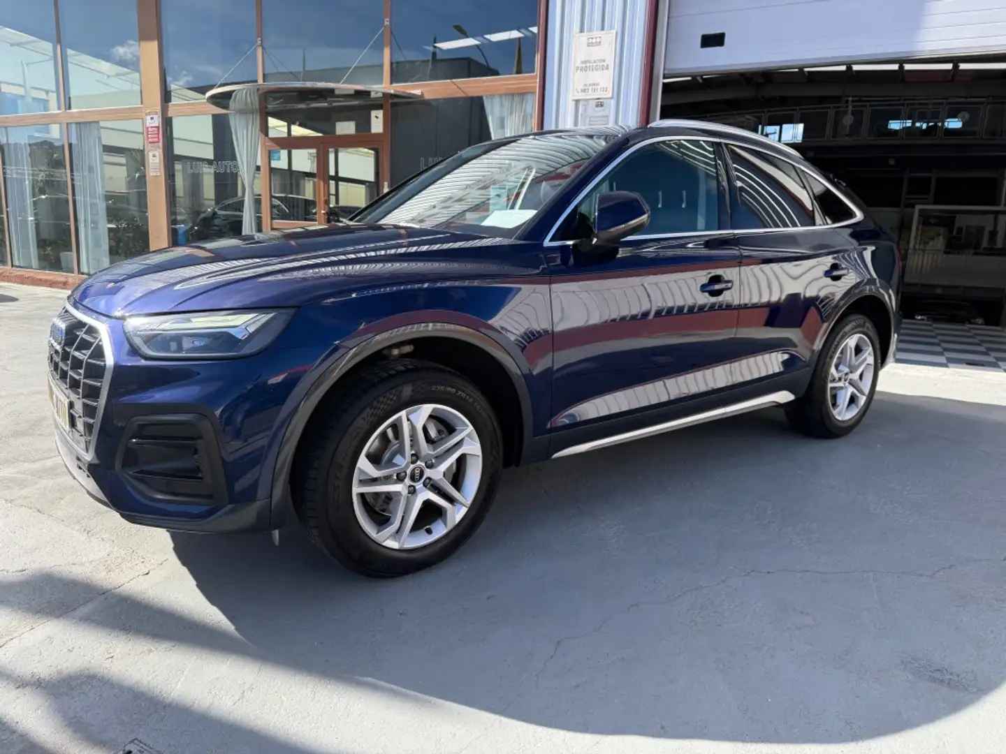 Audi Q5 Sportback 40 TDI quattro-ultra Black Limit. Stroni Bleu - 2