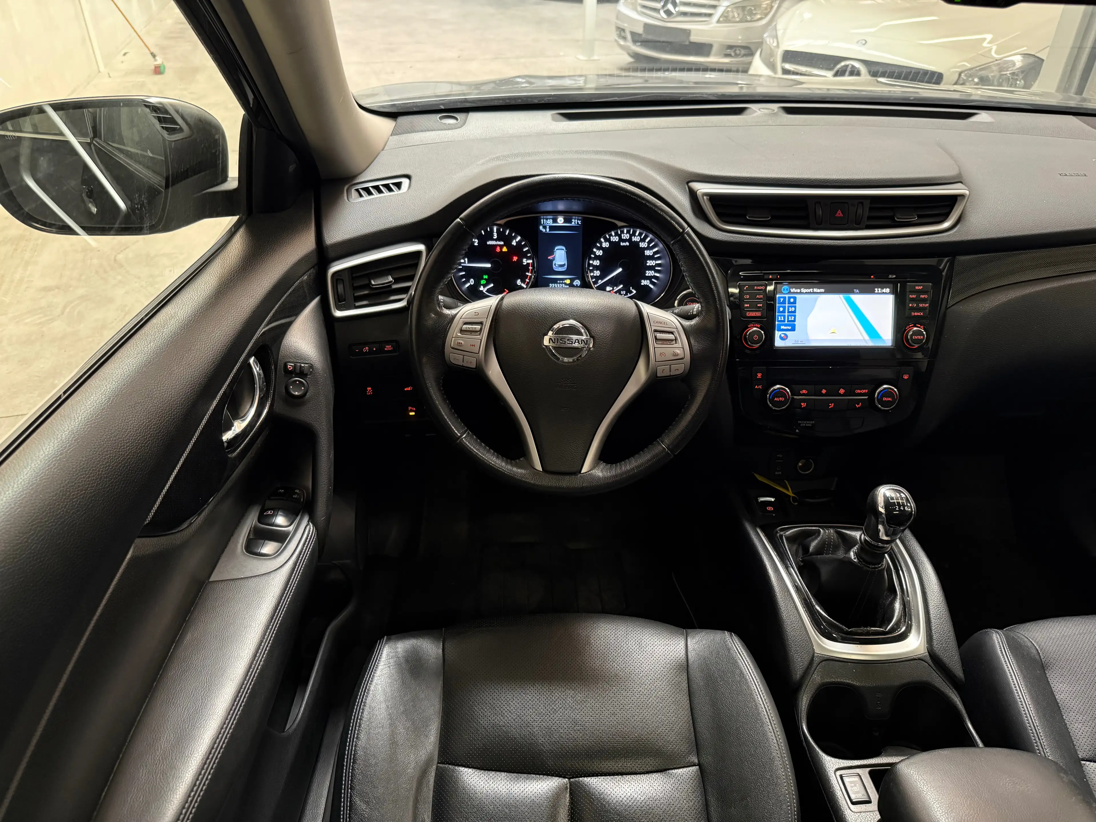 Nissan X-Trail 1.6 dCi 2WD Tekna // Pano // 360 // Xénon — photo 7