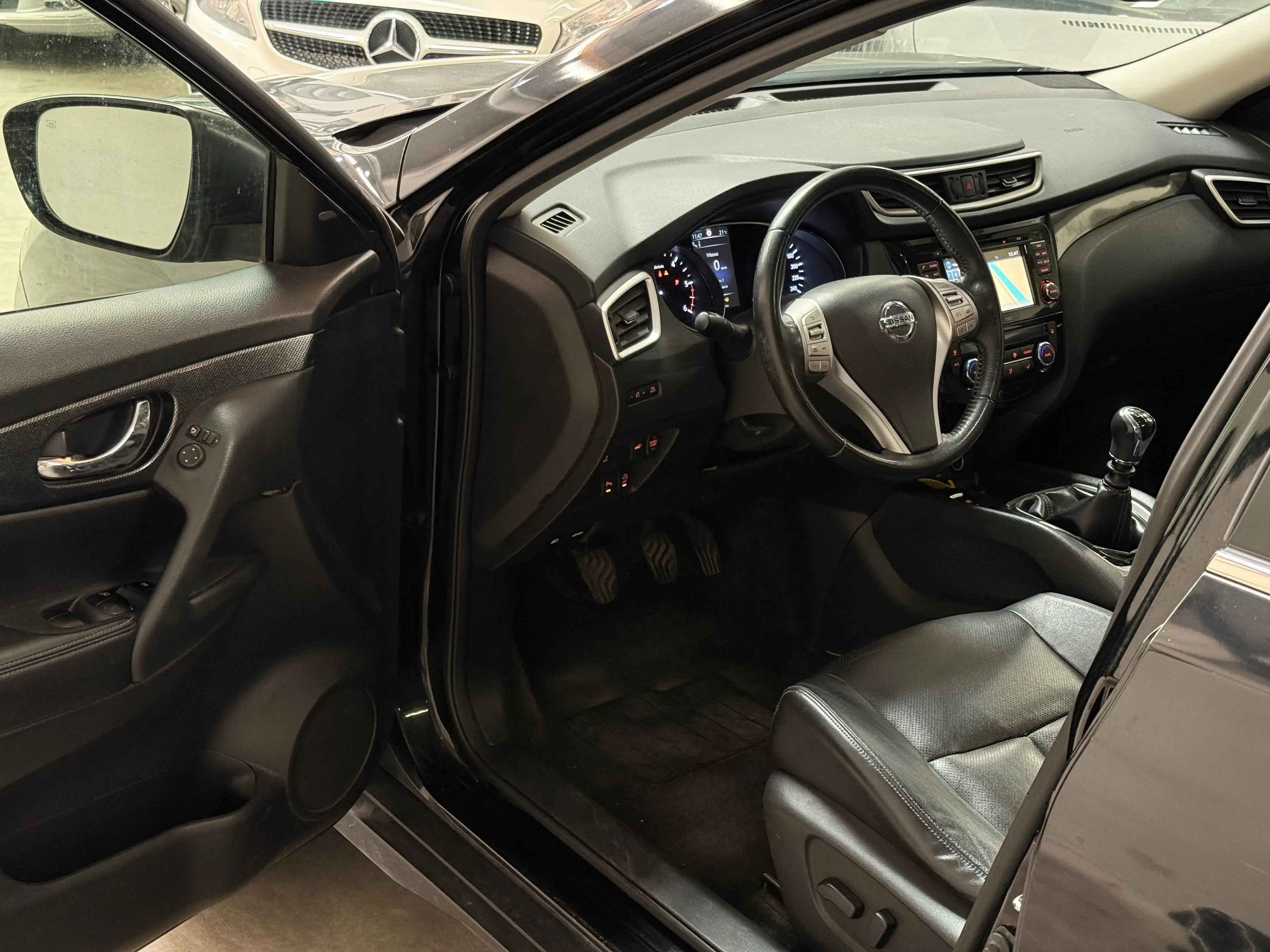 Nissan X-Trail 1.6 dCi 2WD Tekna // Pano // 360 // Xénon — photo 6