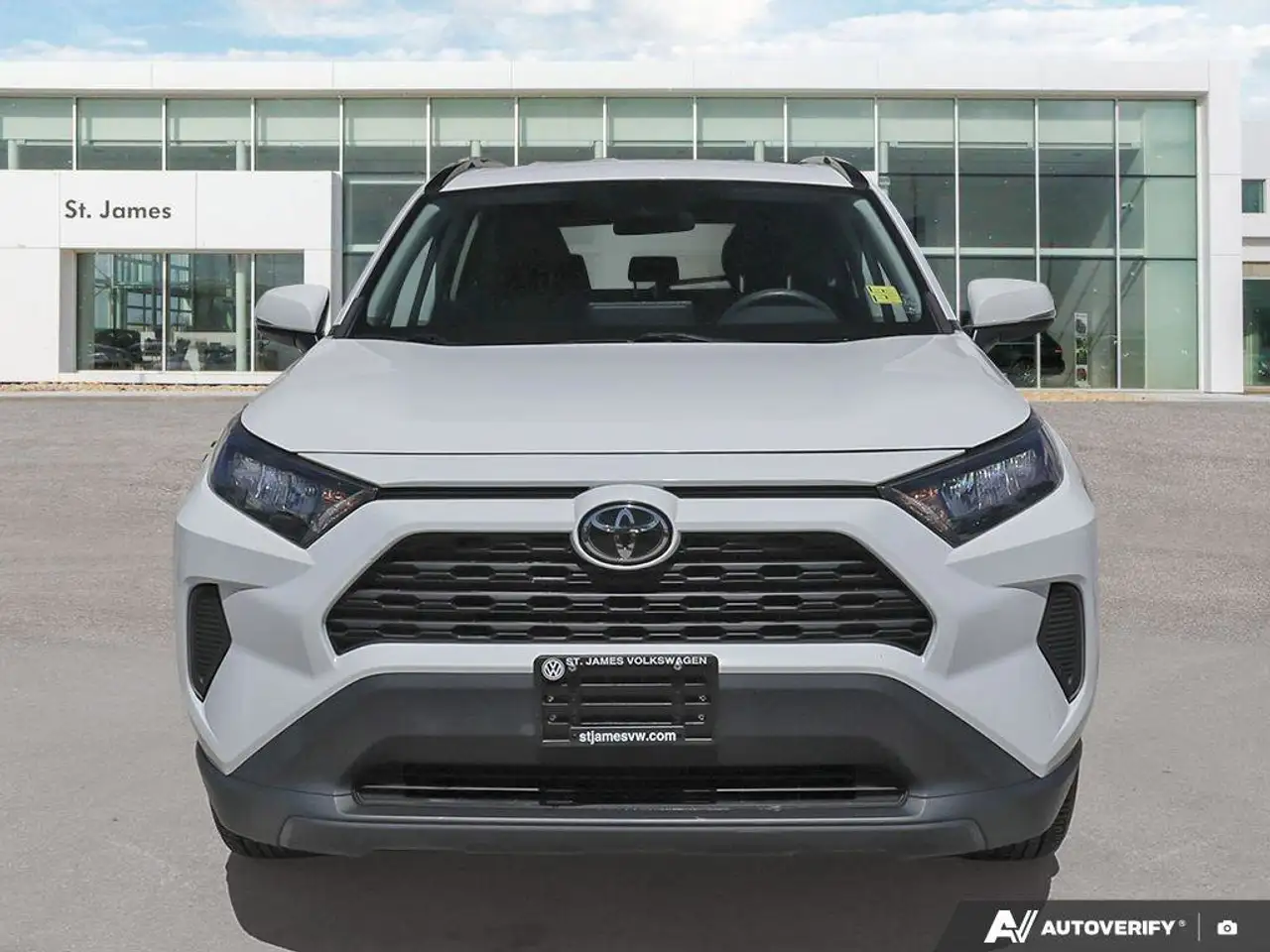 Toyota RAV 4 снимка Toyota RAV 4
