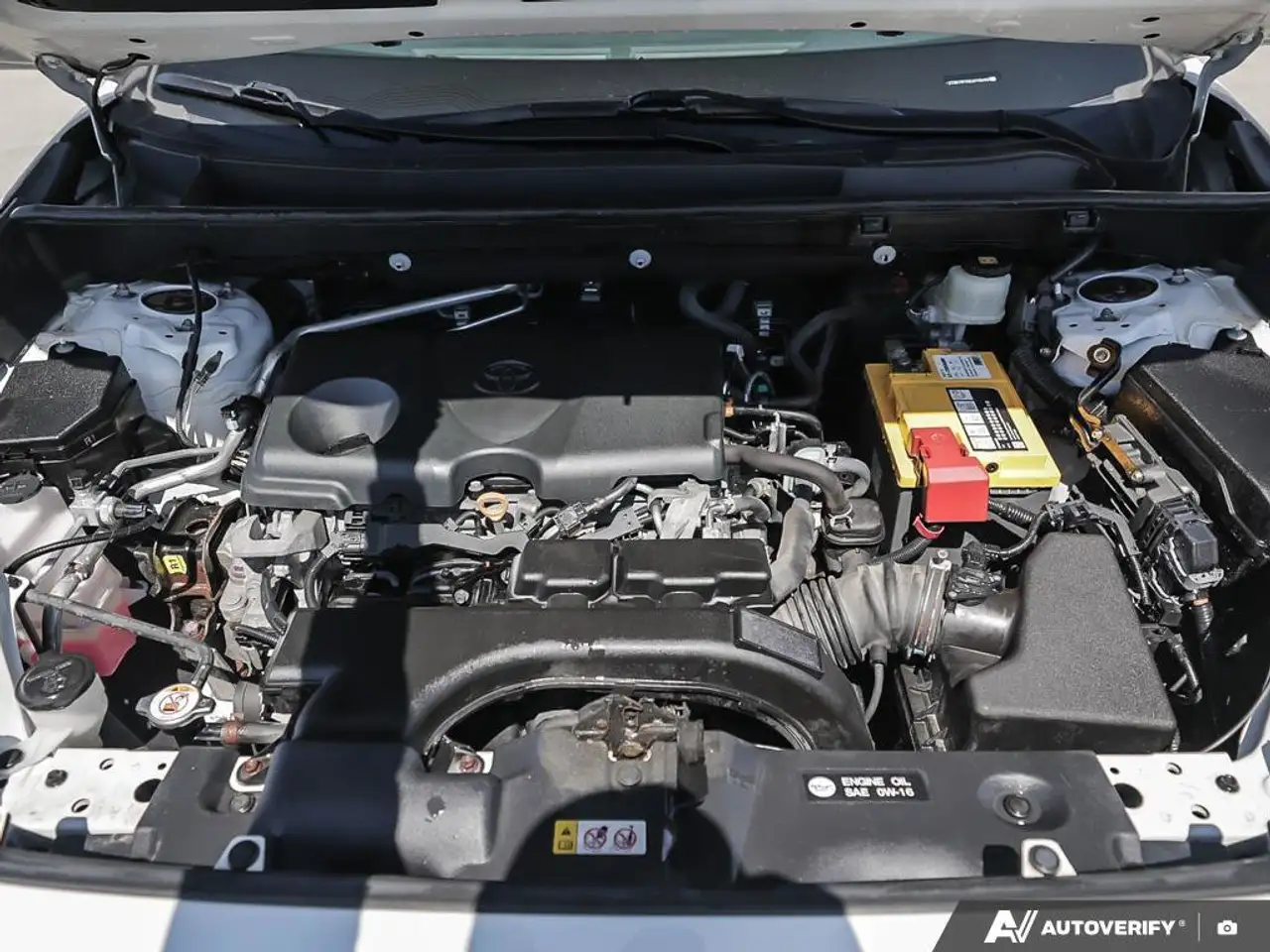 Toyota RAV 4 снимка Toyota RAV 4