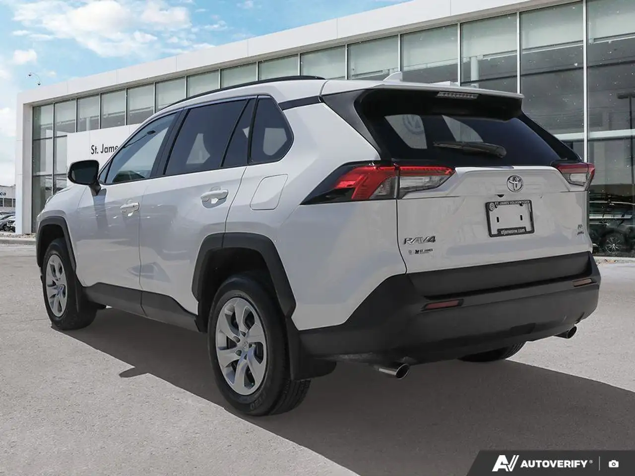 Toyota RAV 4 снимка Toyota RAV 4
