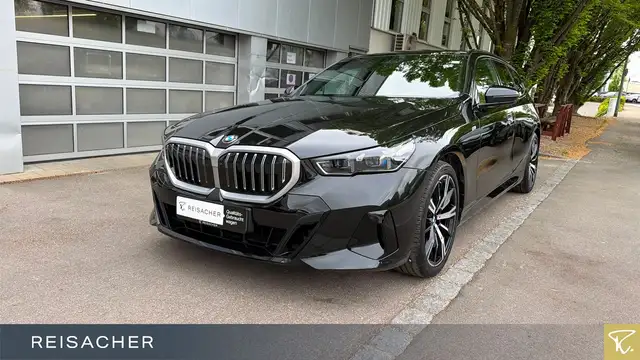 Bmw 520 d xDrive Tou M Sport,Pano,AHK,DA+,HuD