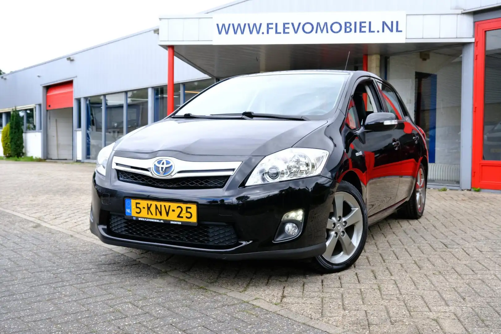 Toyota Auris 1.8 Full Hybrid Executive Aut. Navi|Cam|Clima|Half Zwart - 1