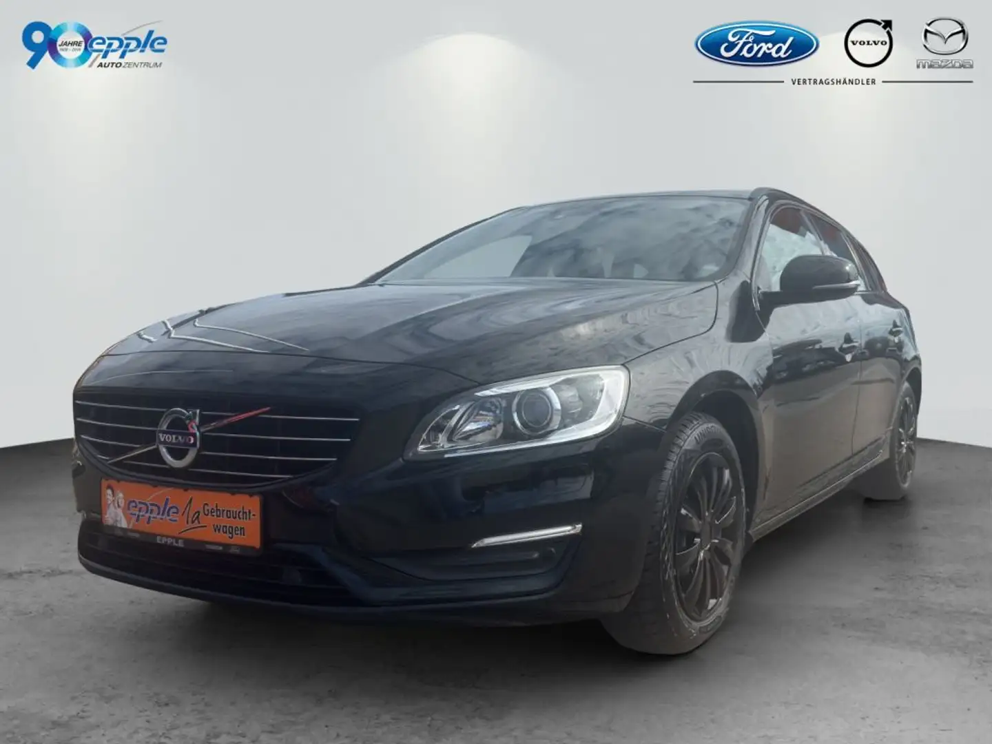 Volvo V60 T3 Linje Svart Černá - 1