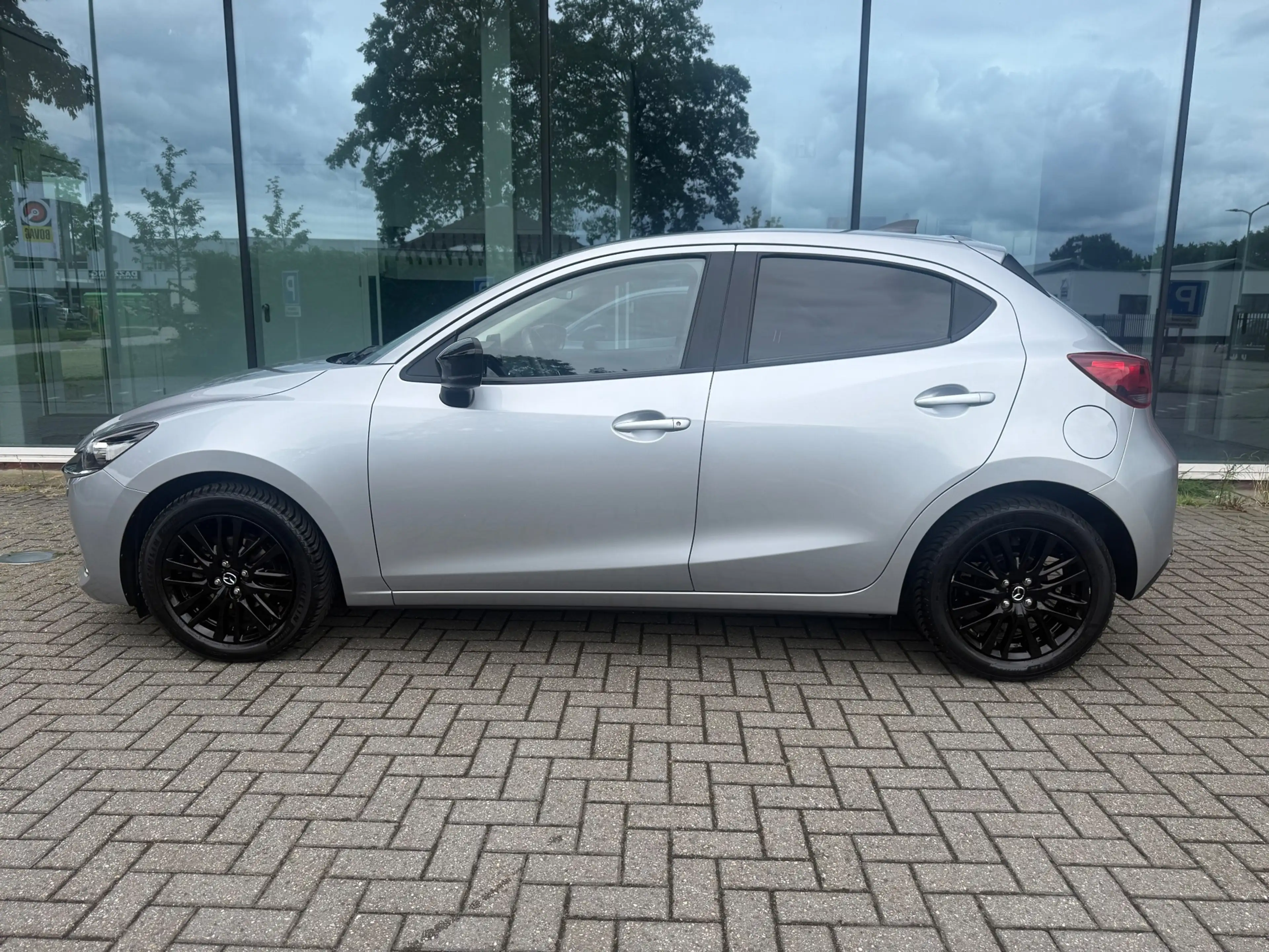 Mazda 2 1.5 Skyactiv-G Sportive - Navi - Cruise - Parkeerh — photo 17