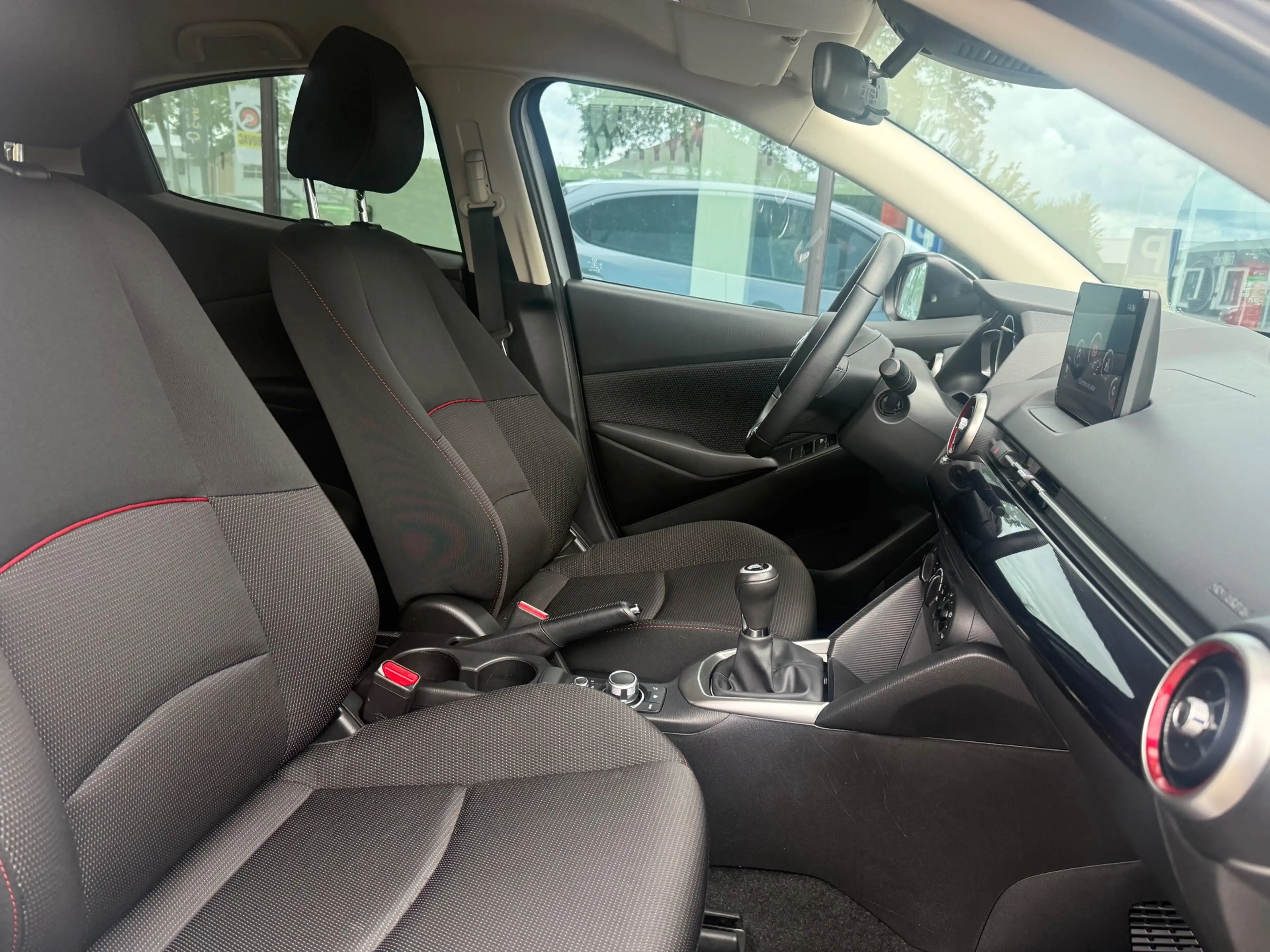 Mazda 2 1.5 Skyactiv-G Sportive - Navi - Cruise - Parkeerh — photo 27