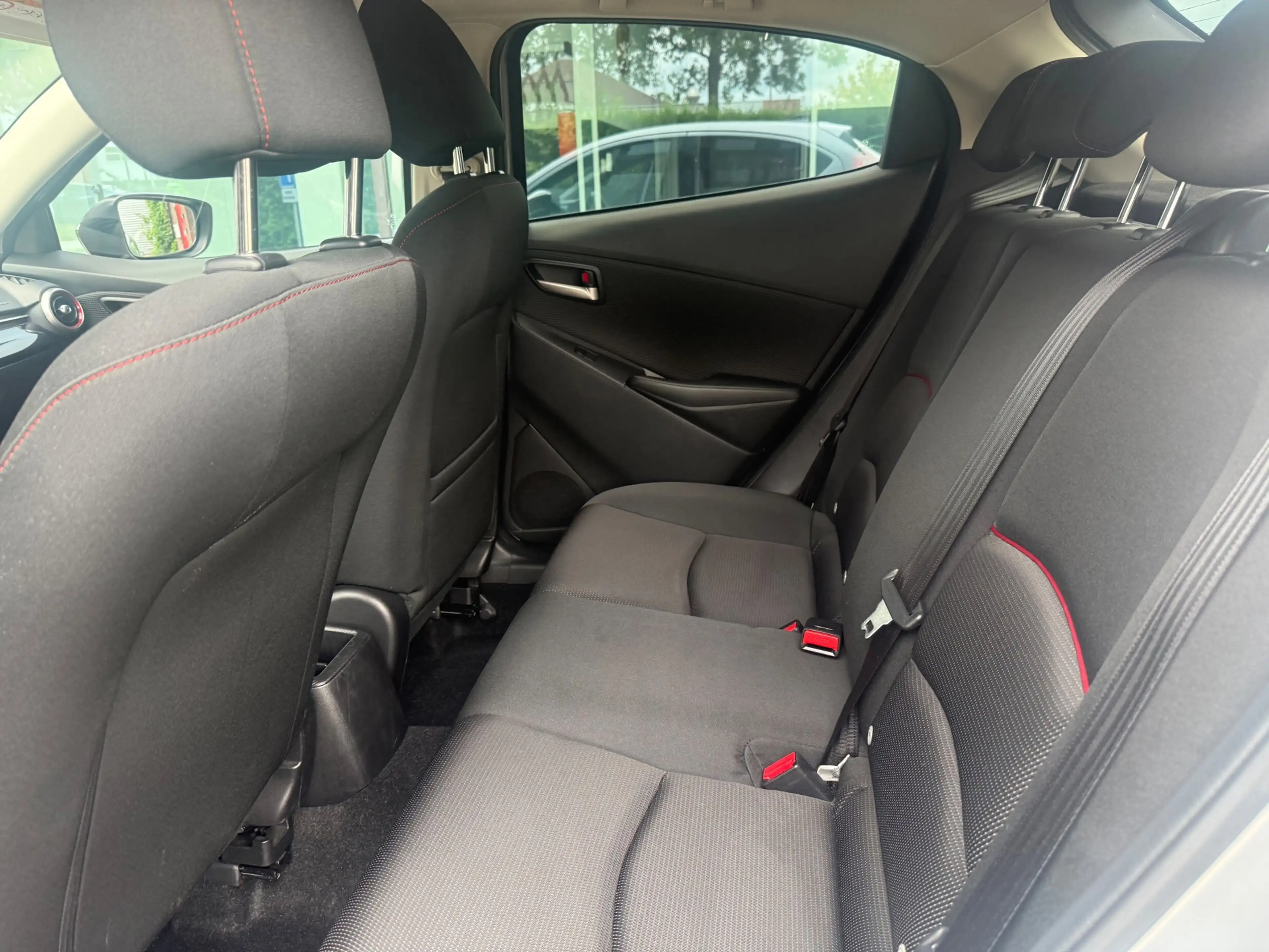 Mazda 2 1.5 Skyactiv-G Sportive - Navi - Cruise - Parkeerh — photo 19