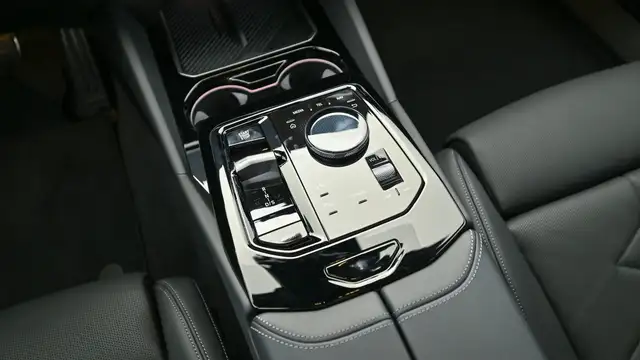 BMW 540 d xDrive M-Sportpaket Pro Ansicht 18