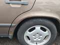 Mercedes-Benz 230 TE Braun - thumbnail 22