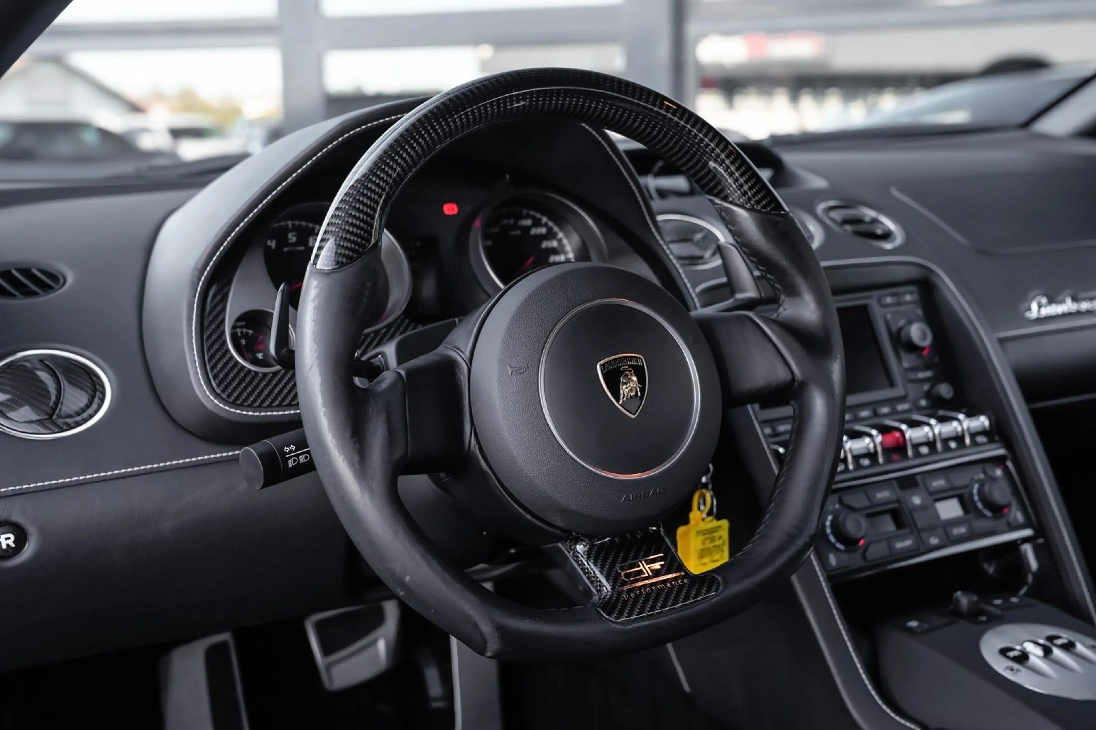 Lamborghini Gallardo LP560-4 Full Carbon-Q Citura — photo 15