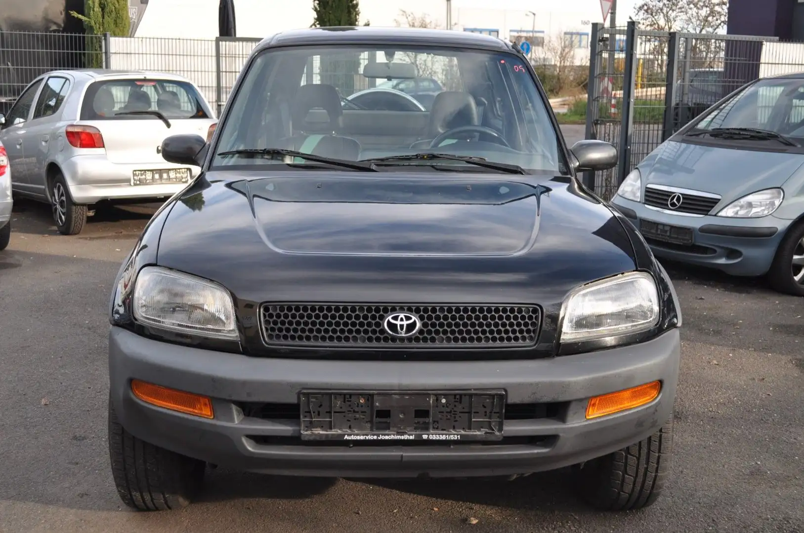 Toyota RAV 4 *Automatic - 4X4 - LEDER - Klima * Schwarz - 2