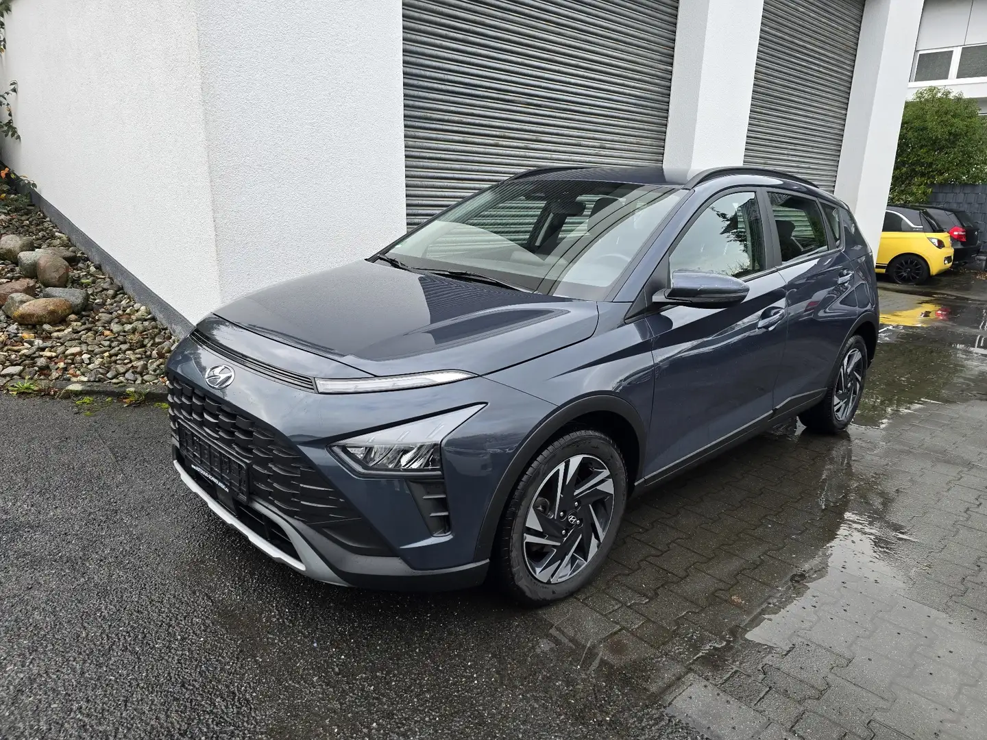 Hyundai BAYON Select 2WD Grau - 2