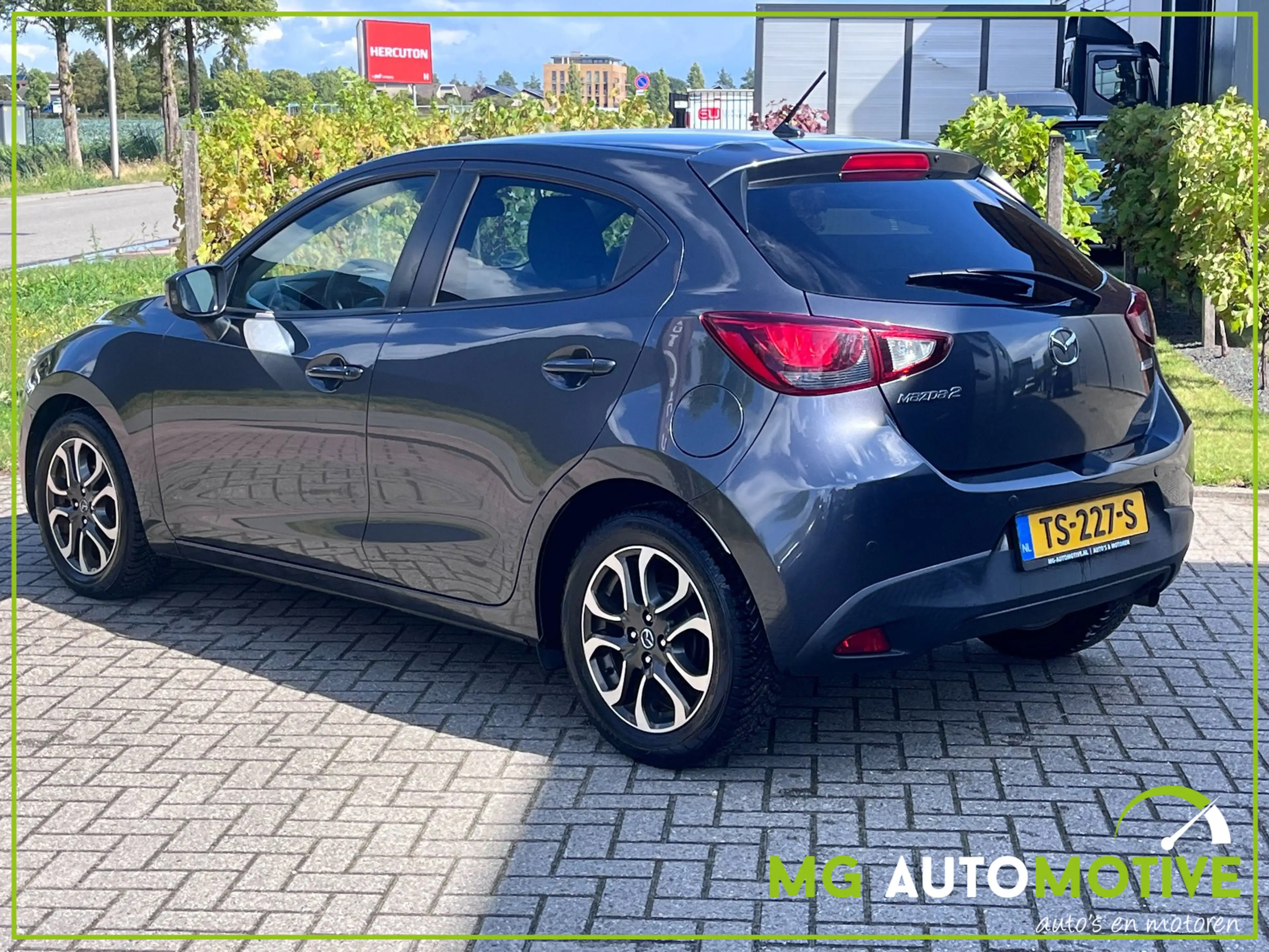 Mazda 2 1.5 Skyactiv-G GT-M Line | Navi | Climate | Cruise — photo 4