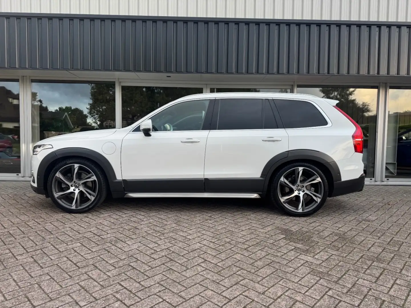 Volvo XC90 2.0 T8 Twin Engine AWD Inscription Wit - 2