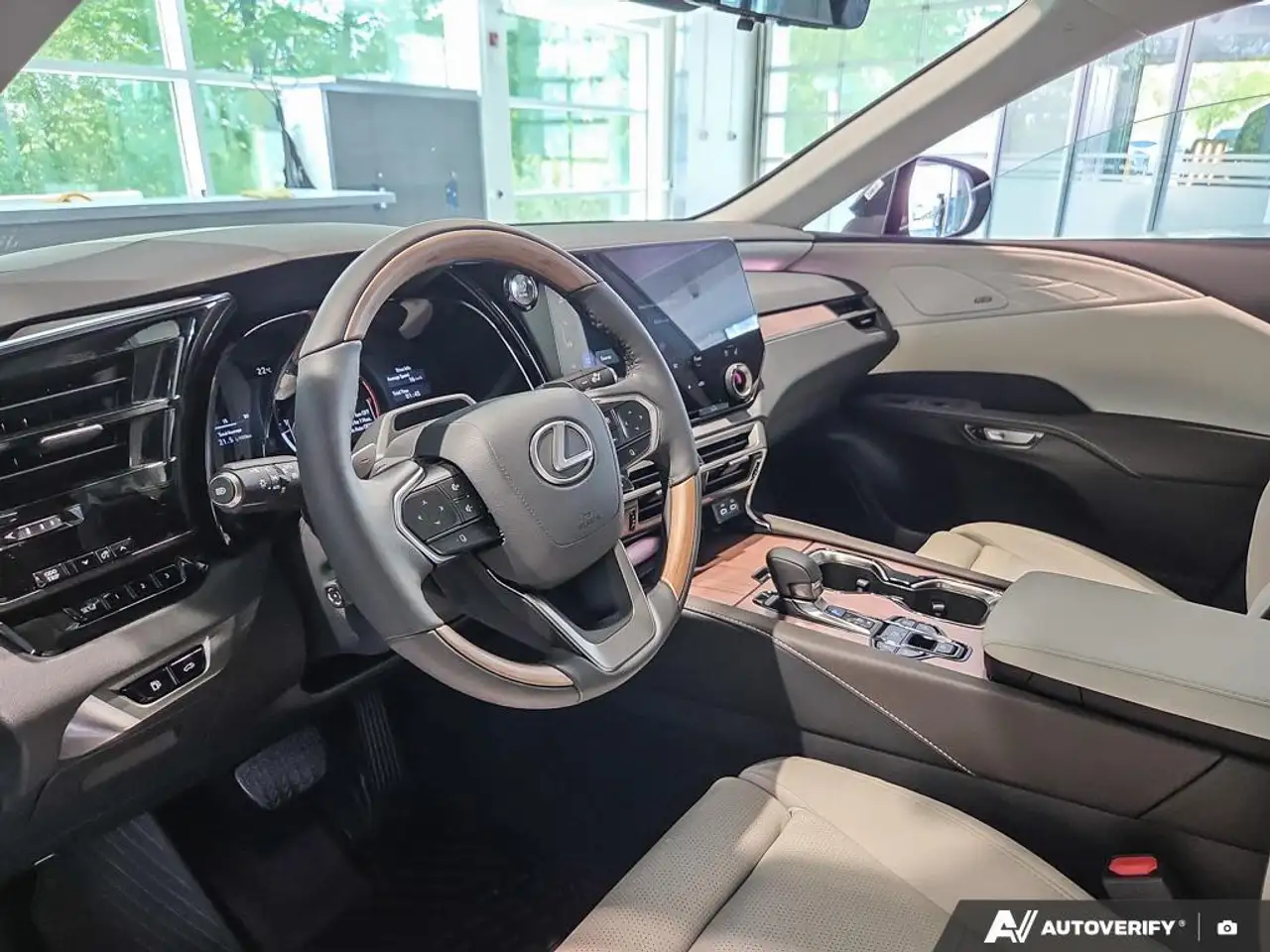 Lexus RX fotografie Lexus RX