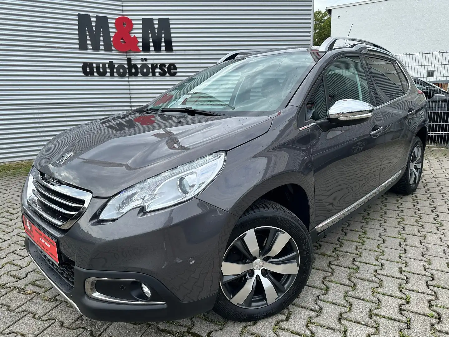 Peugeot 2008 Allure Navi/PDC/Sitzhzg/Allwetter/Tempomat Grau - 1