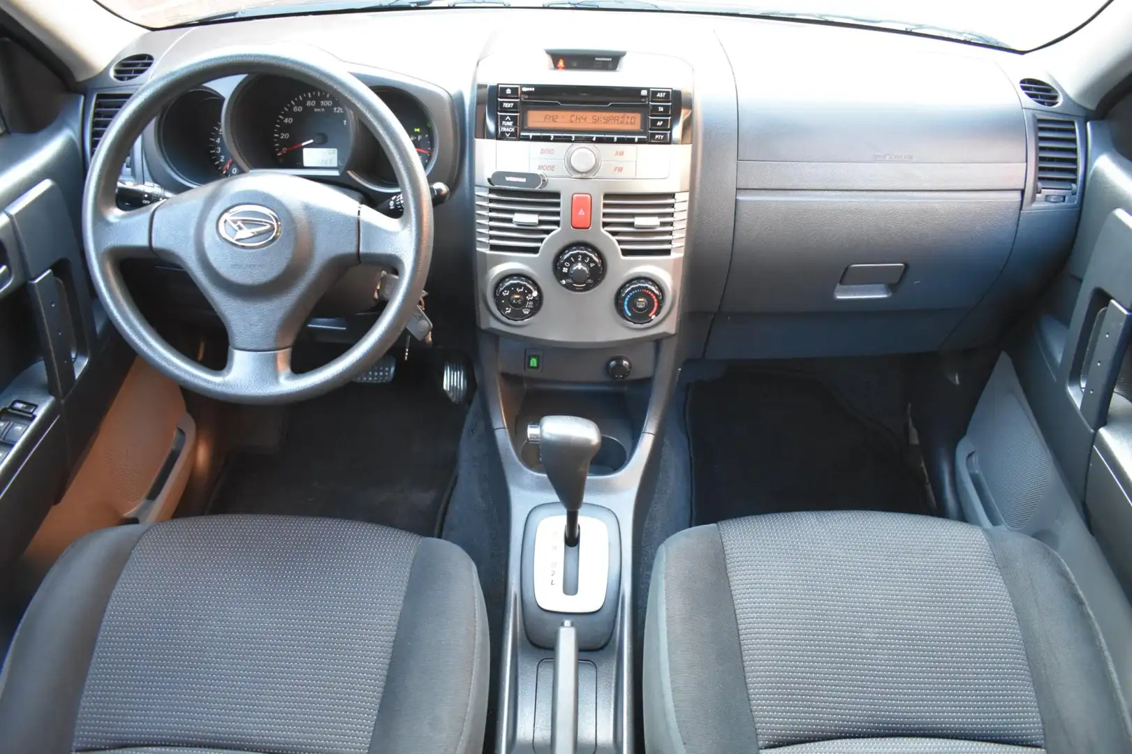 Daihatsu Terios 1.5-16v Expedition 2WD '07 Airco Inruil mogelijk Zwart - 2