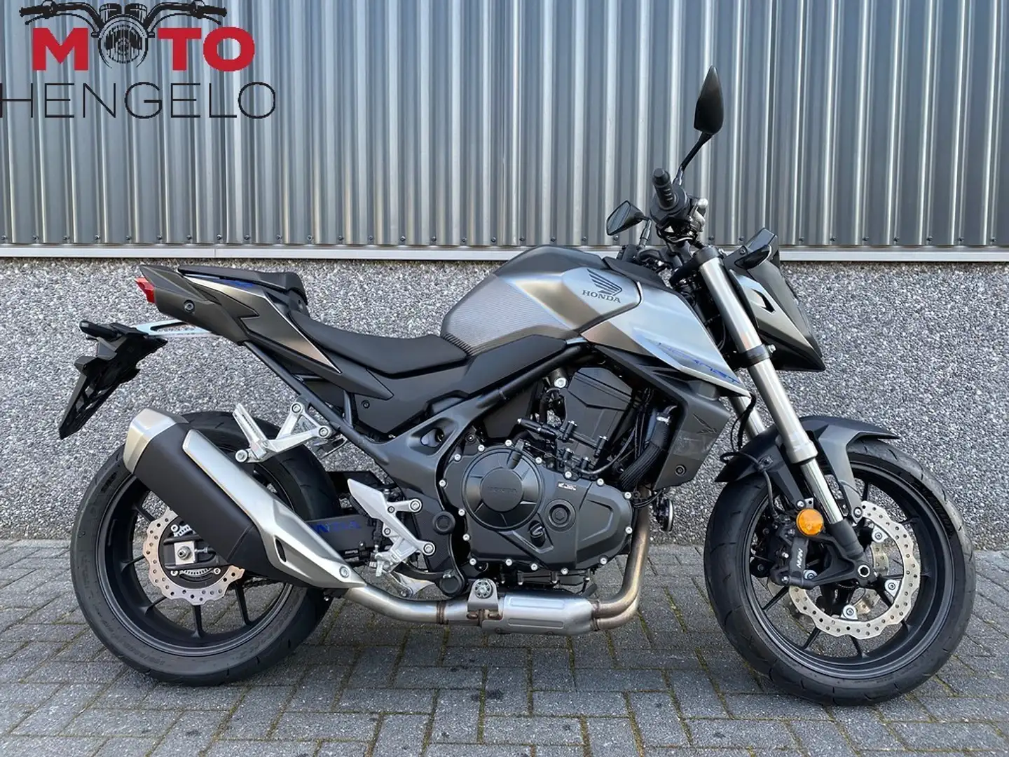 Honda CB 750 HORNET Šedá - 1