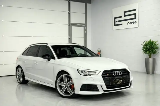 Audi S3 S3 Sportback Quattro S tronic. BANG&OLUFSEN