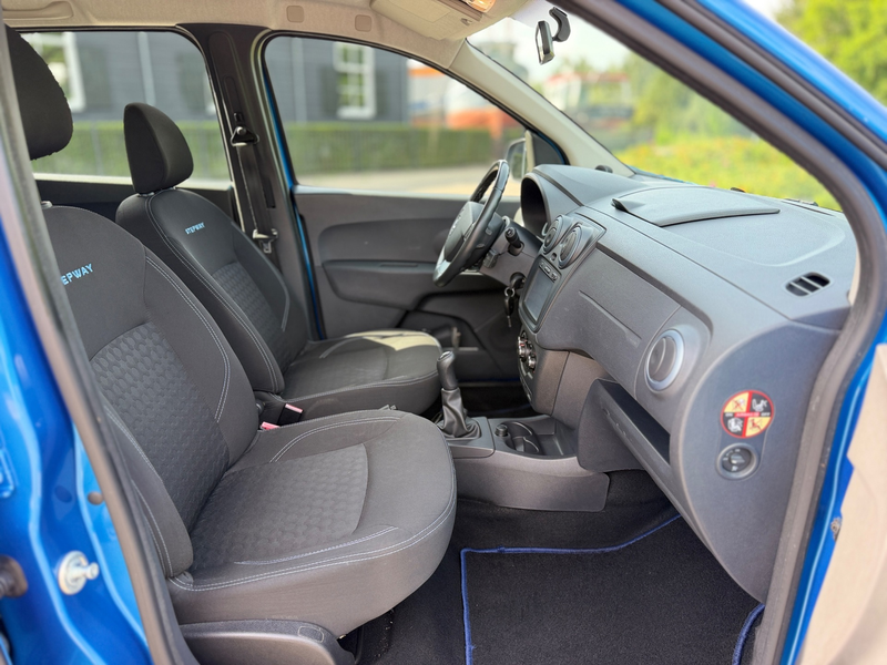 Dacia Lodgy 1.2 TCe Stepway 7-PERSOONS AIRCO CR.CONTR NAVIGATI — photo 13