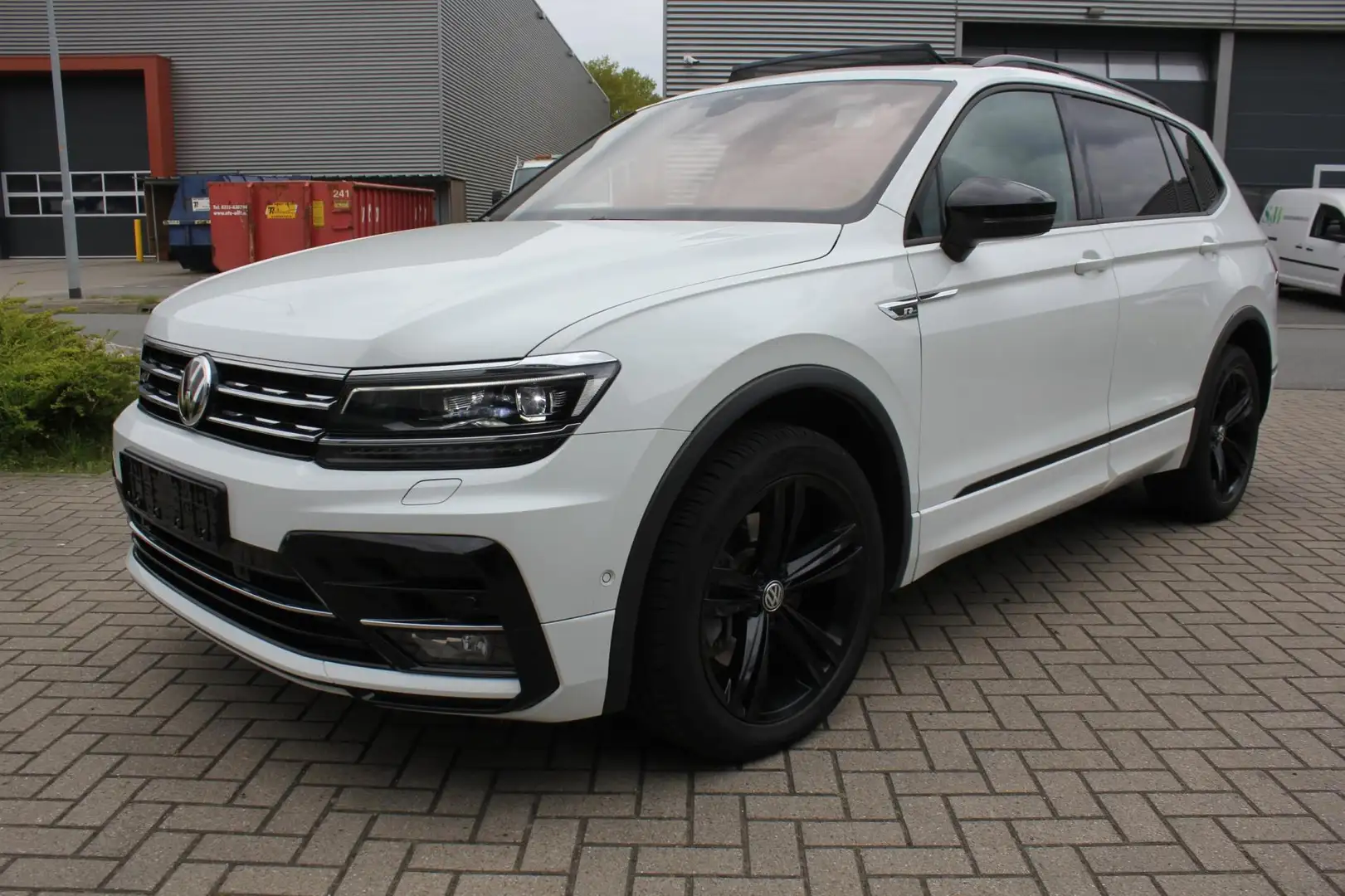 Volkswagen Tiguan Allspace 2.0 TSI Business R-Line 7 Persoons Blanc - 2