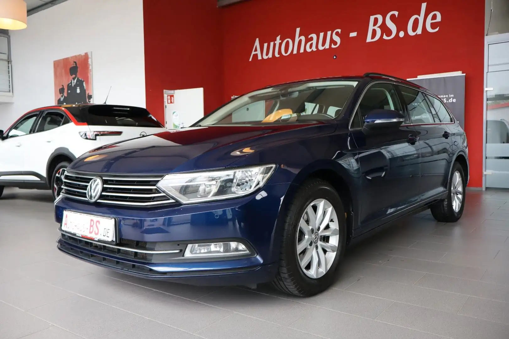 Volkswagen Passat Variant 2.0 TDI DSG BMT,PDC,Navi,AHK,2Hd Blauw - 1