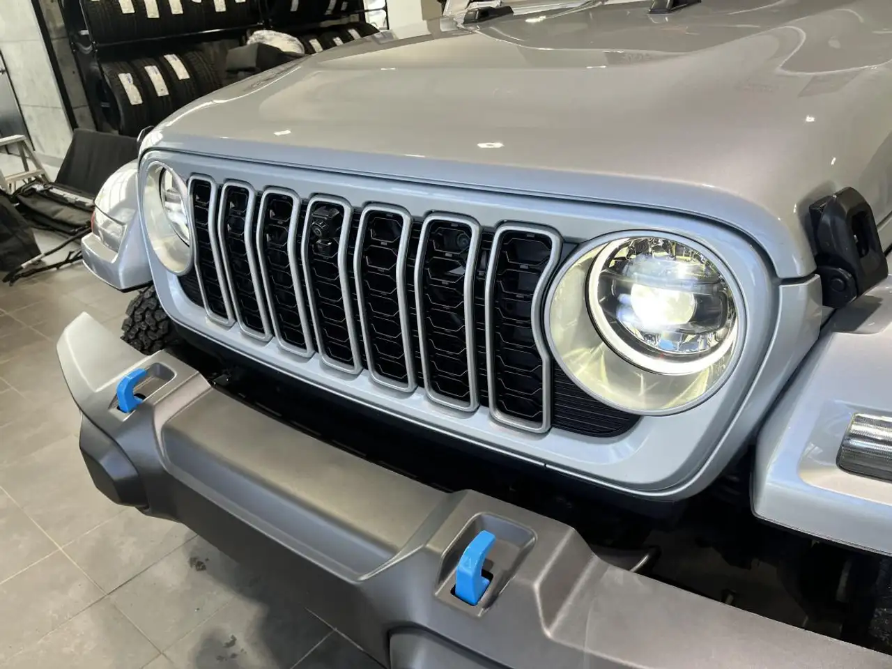 Jeep Wrangler photo Jeep Wrangler