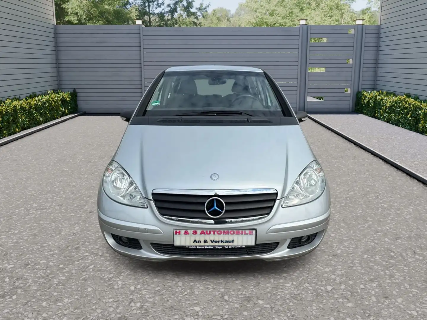 Mercedes-Benz A 150 CLASSIC Grau - 2