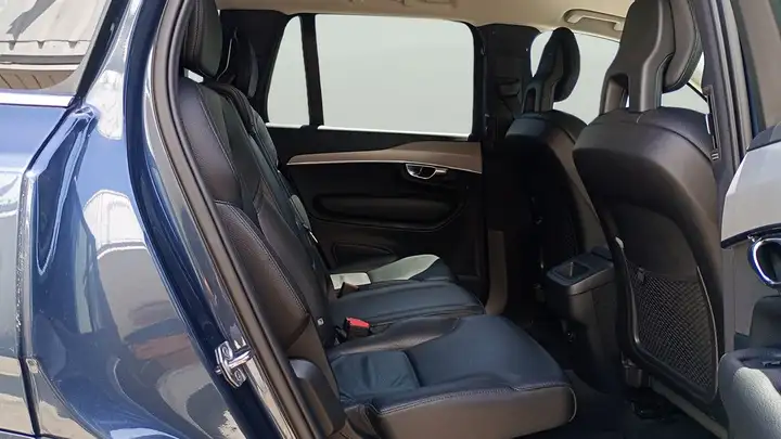 Volvo XC90 2021, foto 12