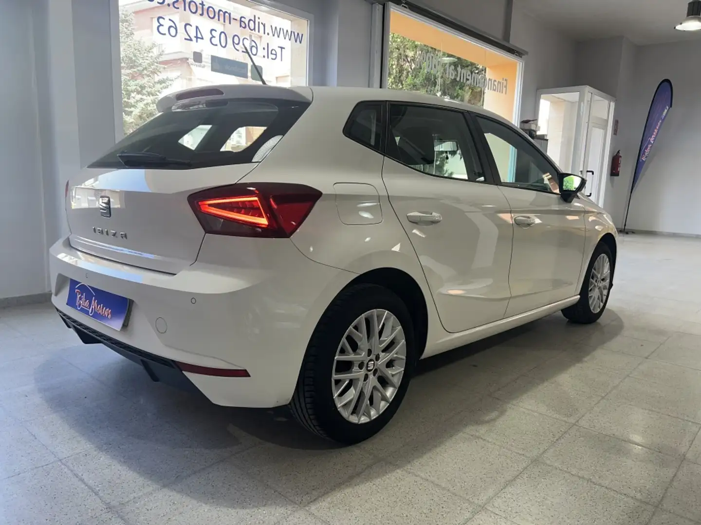 SEAT Ibiza 1.0 EcoTSI S&S Style 95 Blanco - 2