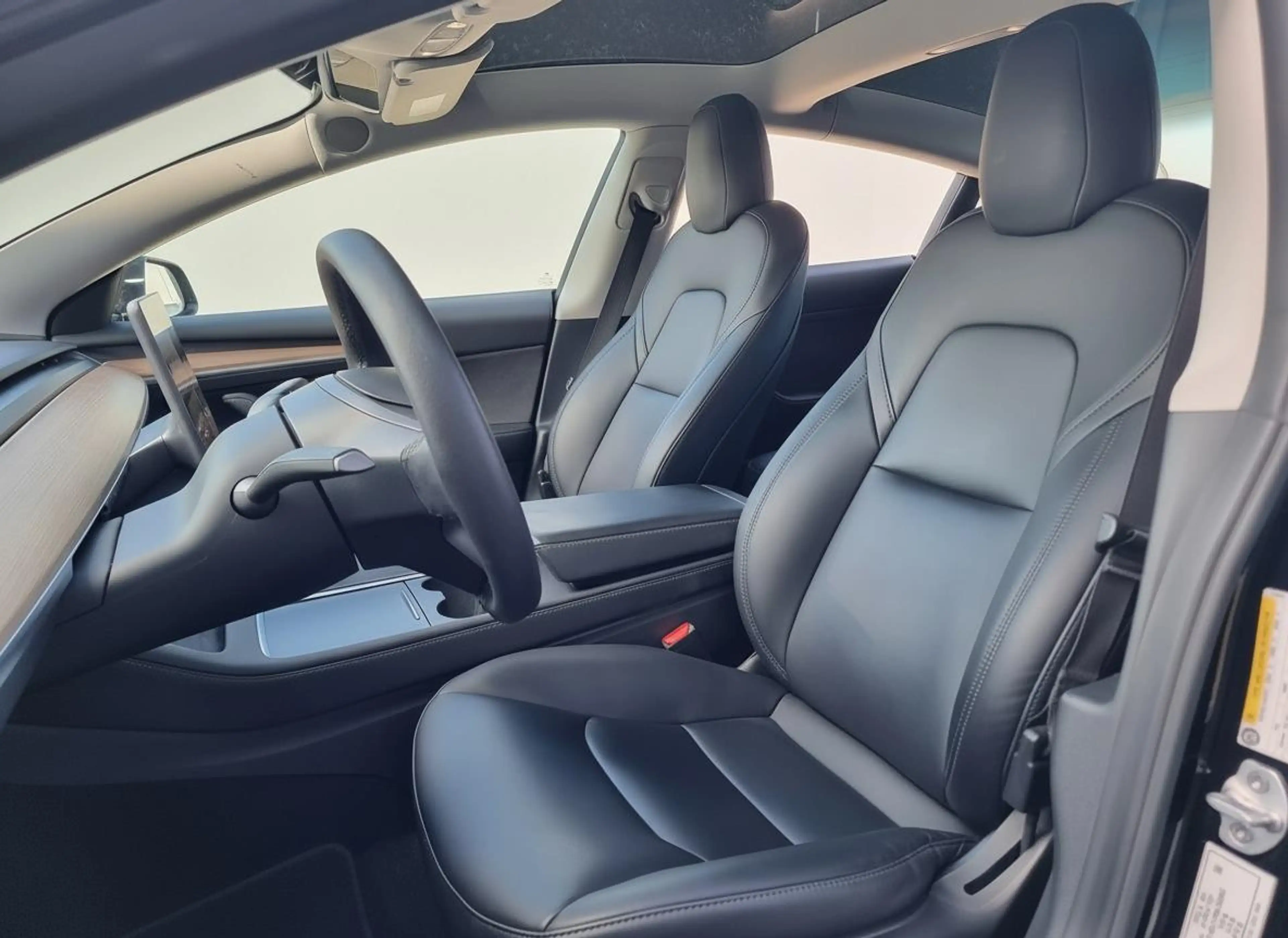 Tesla Model 3 Standard RWD Plus 60kWh SOH 92,1% | Leder | Panora — photo 8