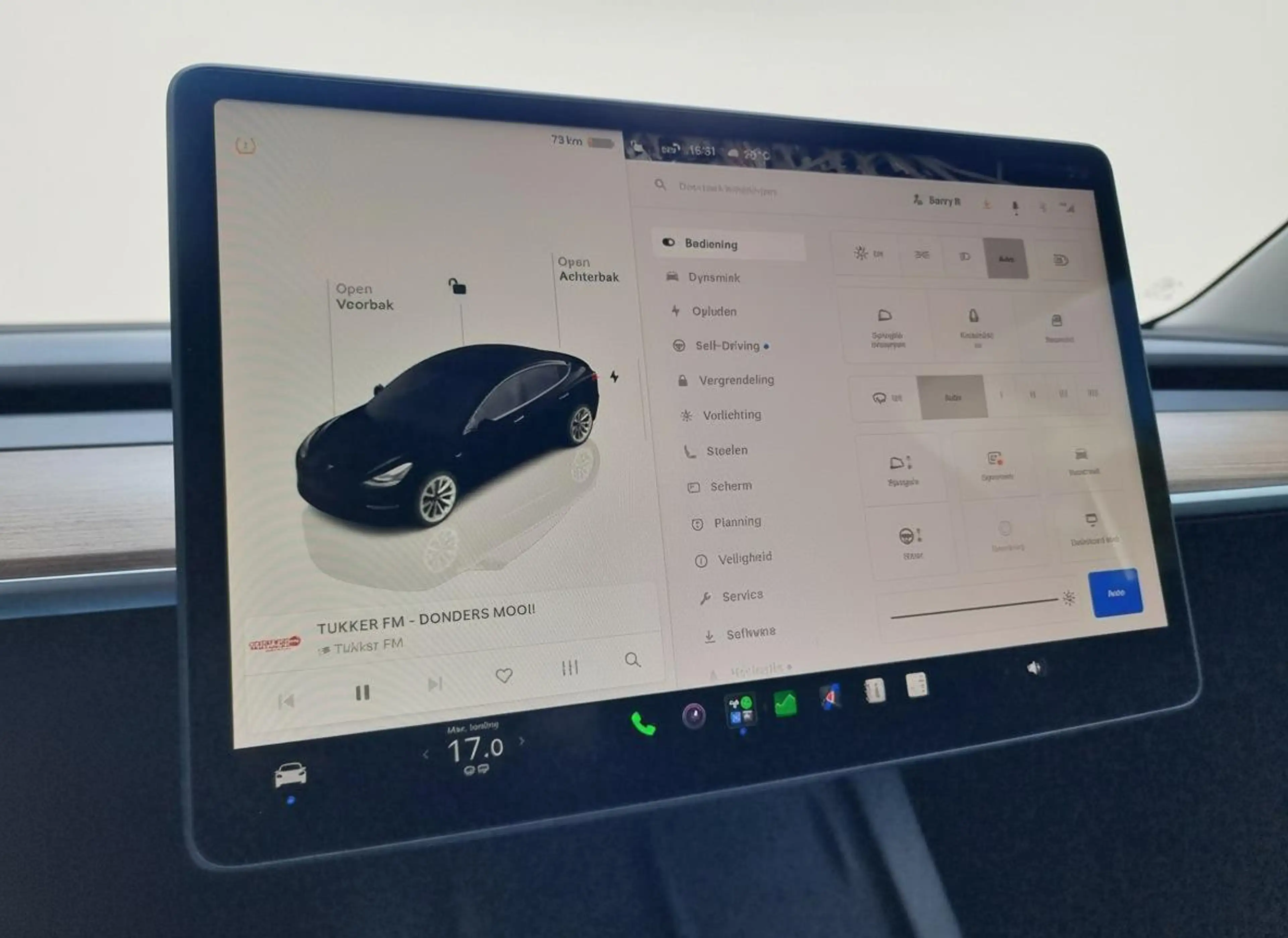 Tesla Model 3 Standard RWD Plus 60kWh SOH 92,1% | Leder | Panora — photo 18