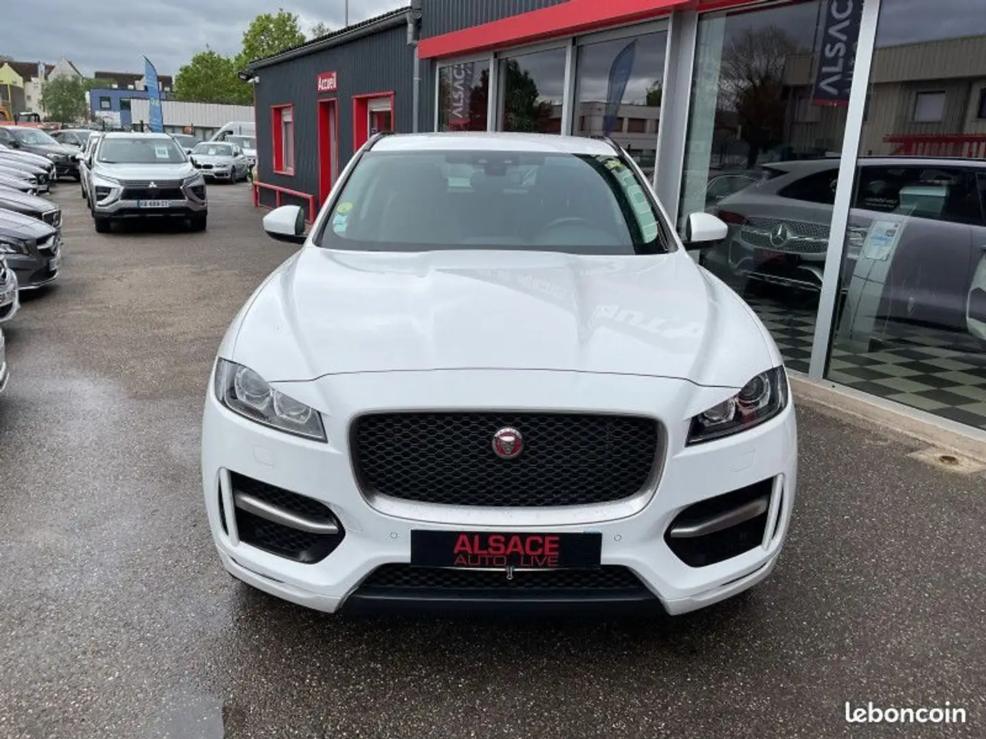 Jaguar F-Pace 2.0D 180CH R-SPORT AWD BVA8 Blanc - 2