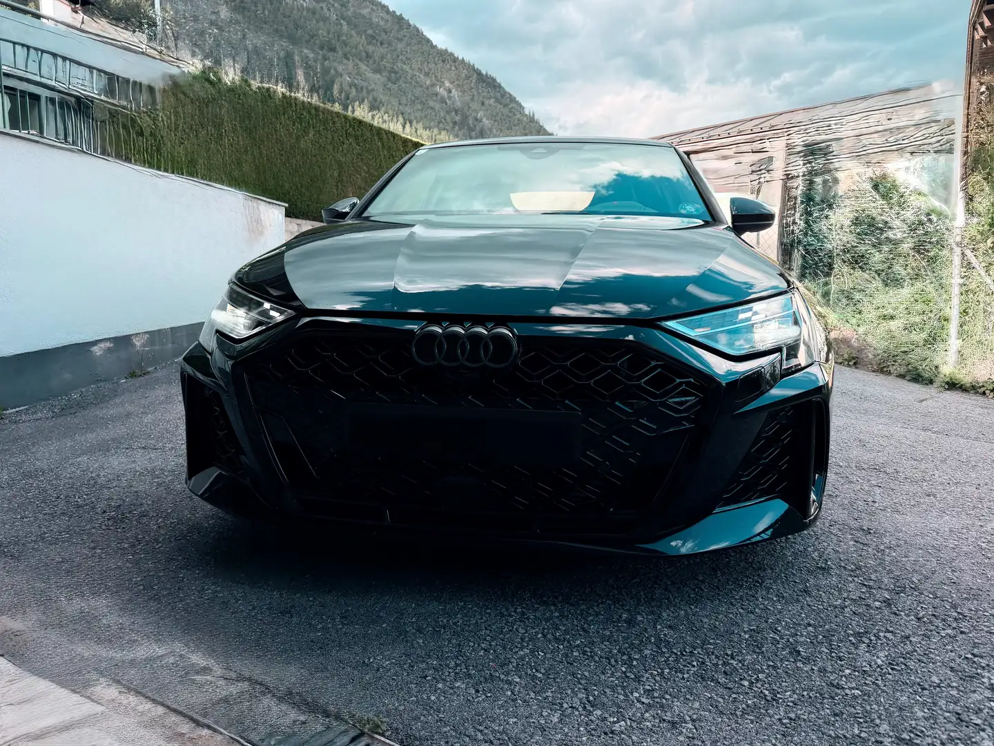 Audi RS3 SB TFSI quattro S-tronic - 1